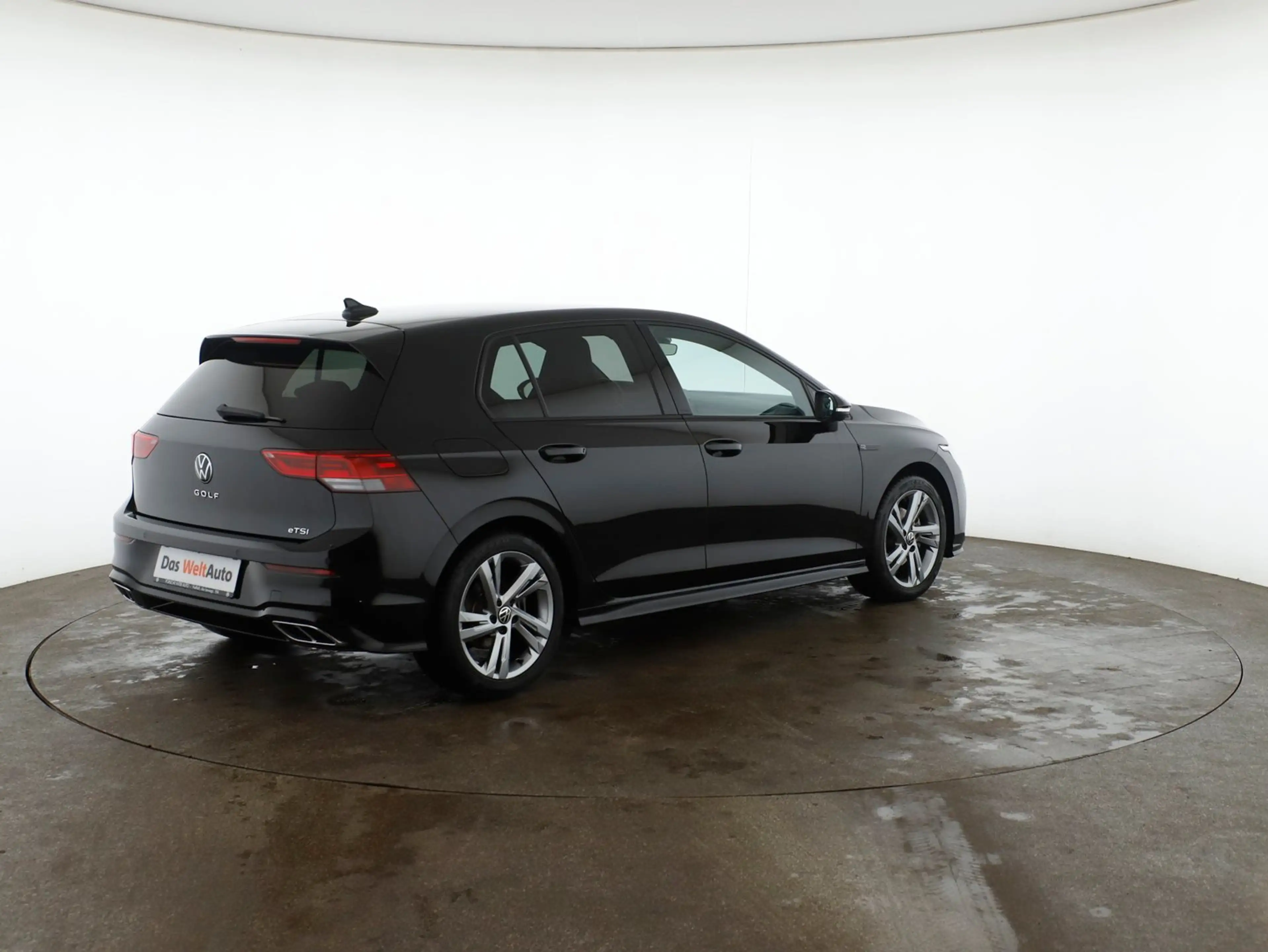 Volkswagen Golf R R-Line mHEV TSI DSG — photo 7