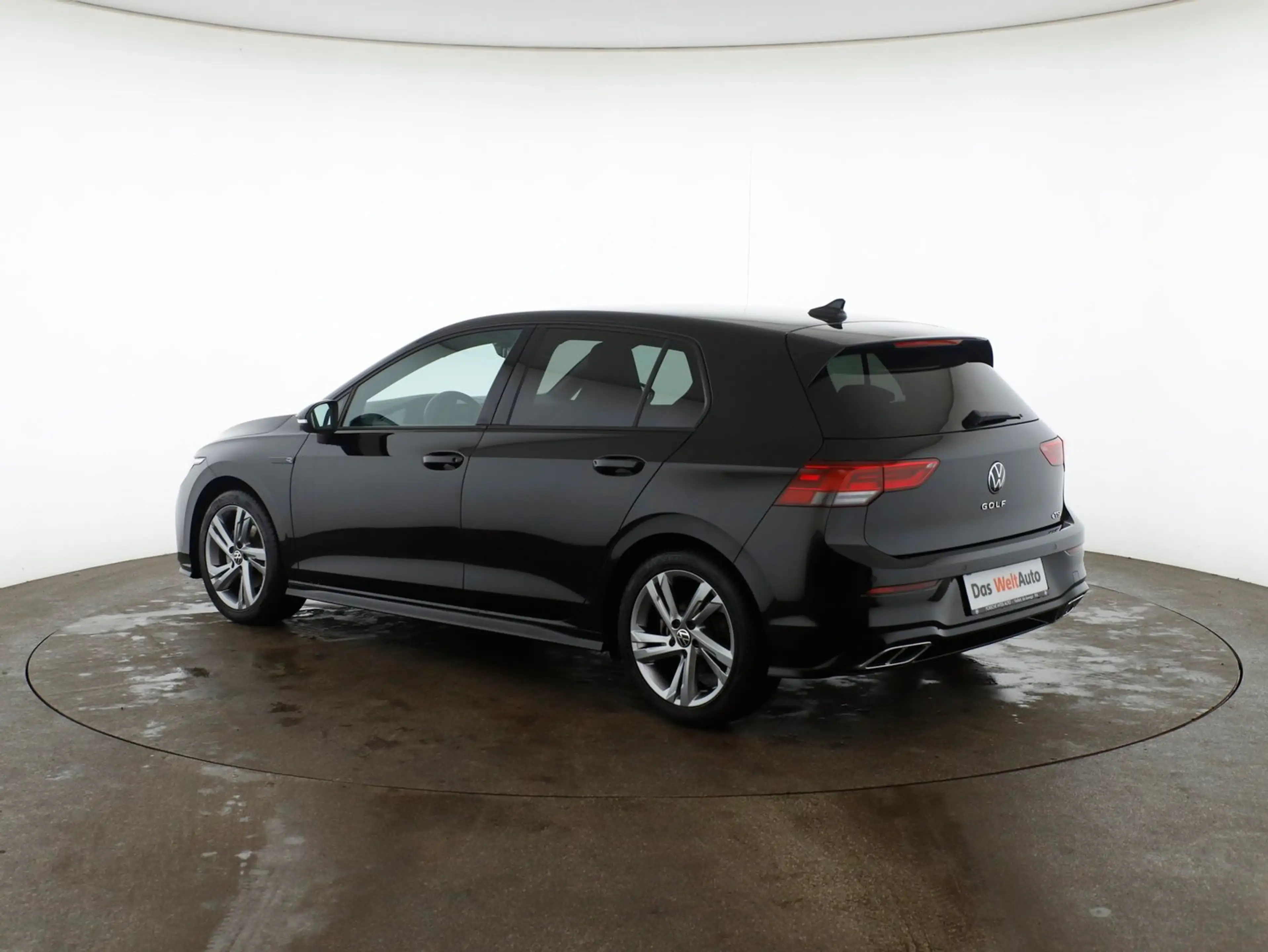 Volkswagen Golf R R-Line mHEV TSI DSG — photo 9