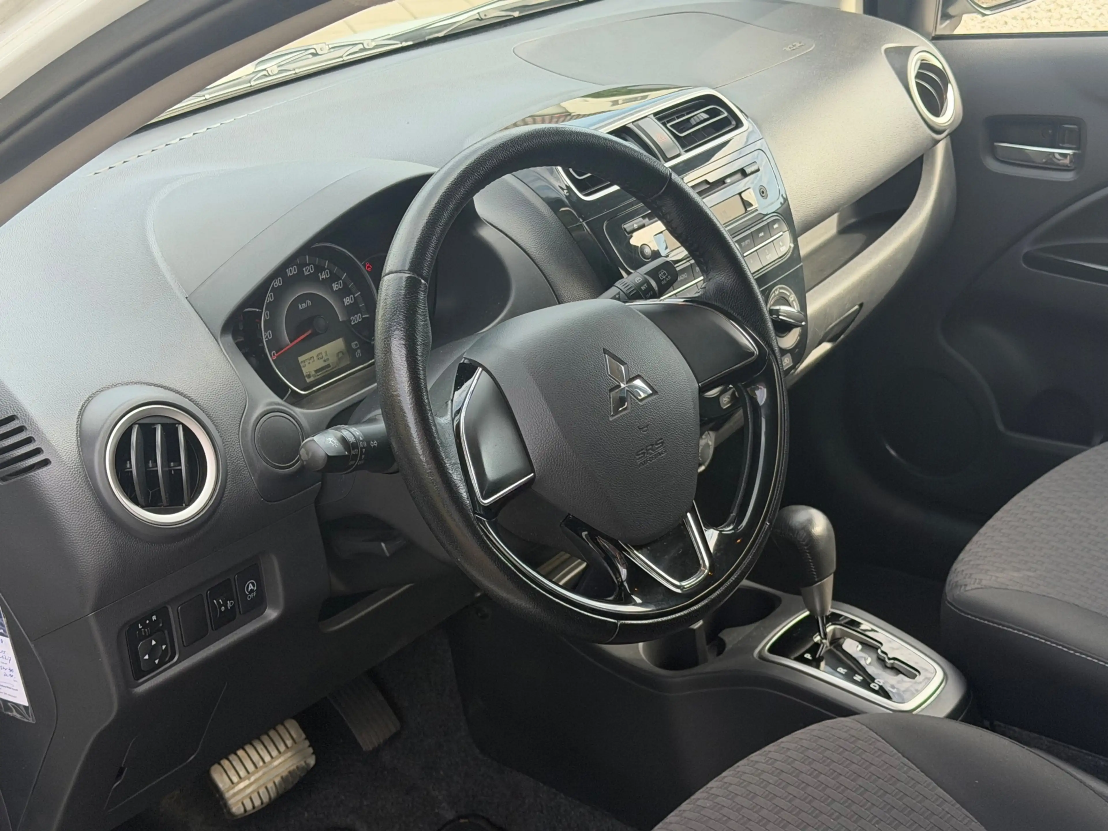 Mitsubishi Space Star 1.0 Intense Automaat Airco — photo 8