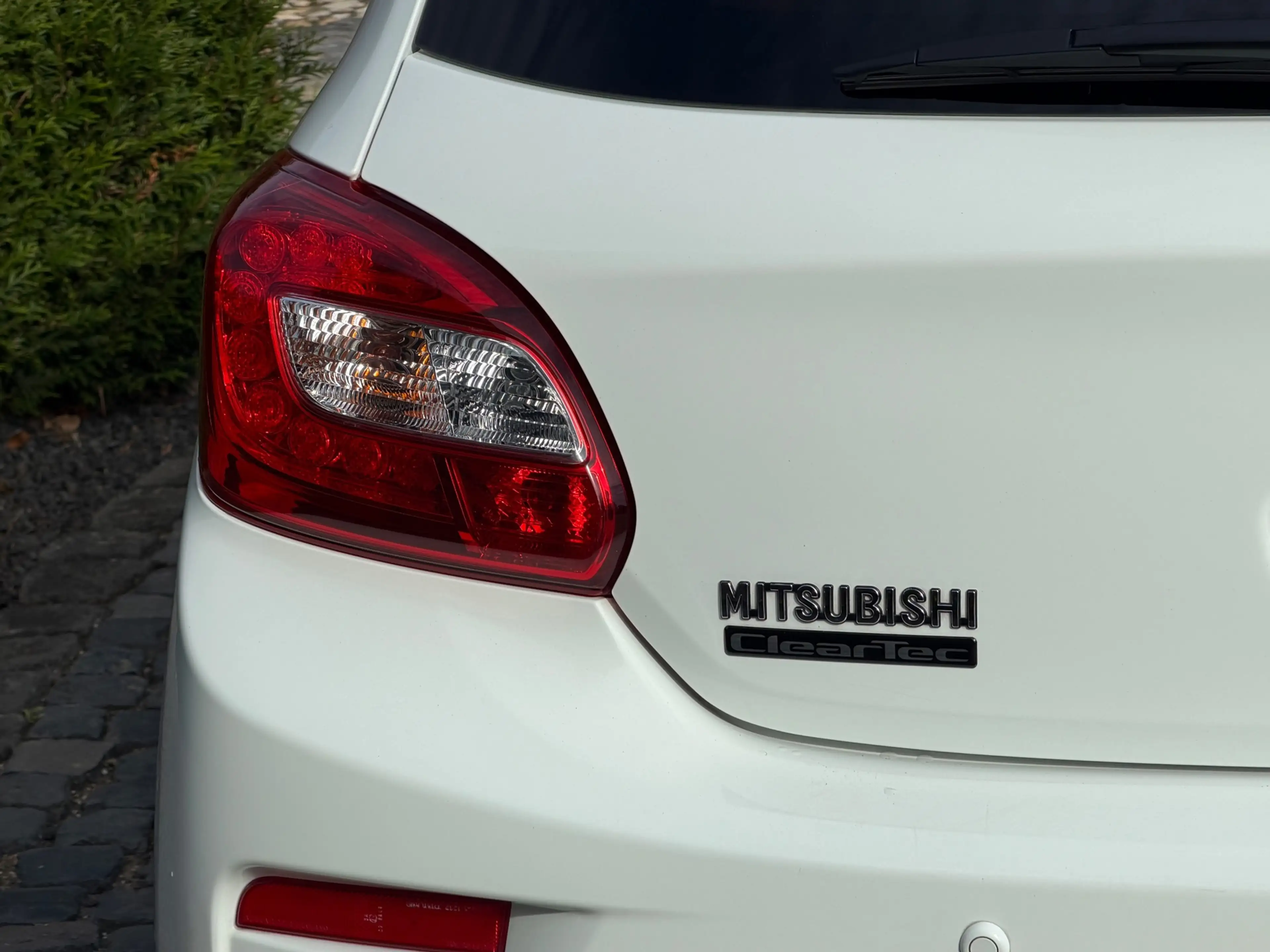 Mitsubishi Space Star 1.0 Intense Automaat Airco — photo 10