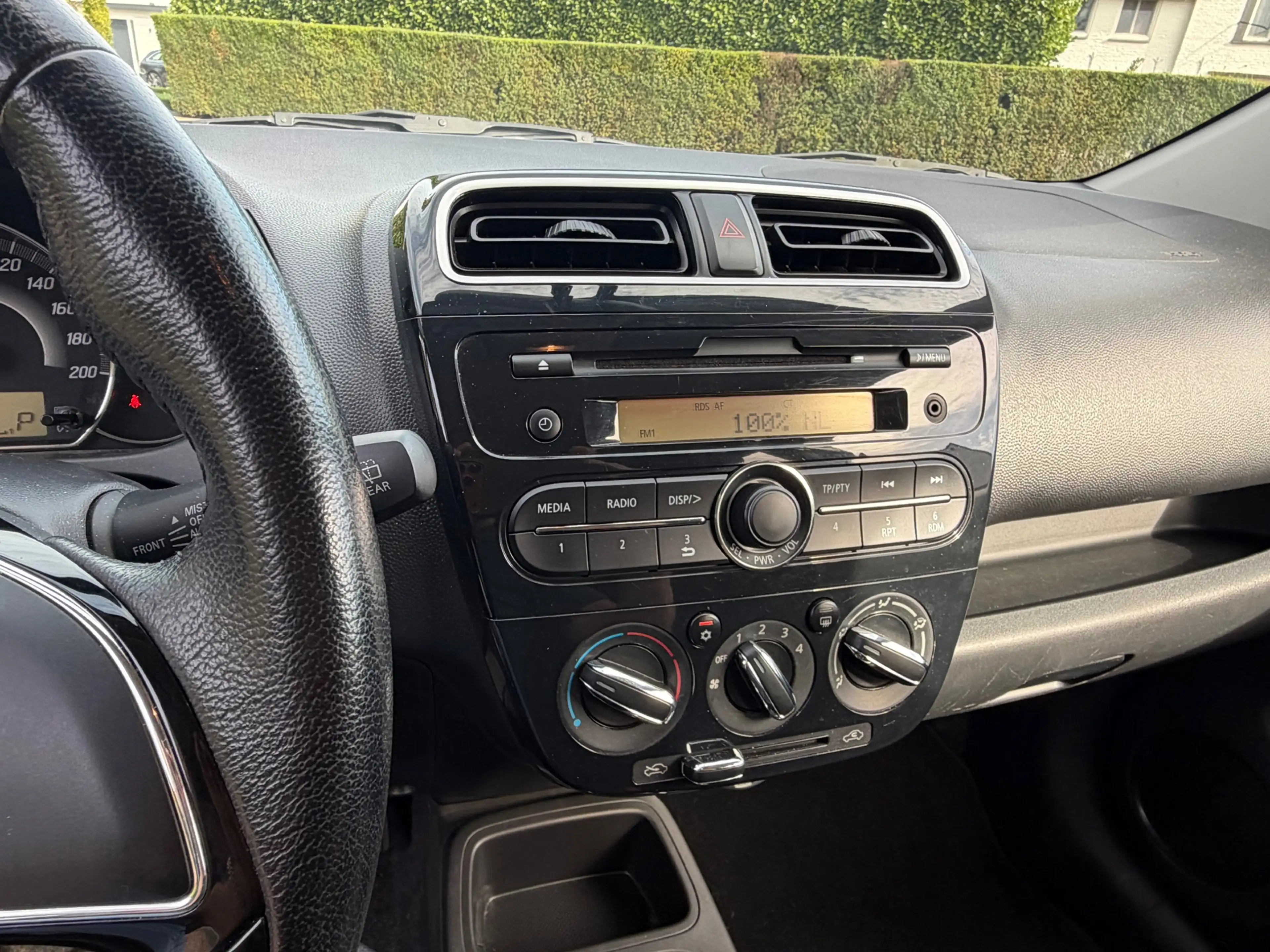 Mitsubishi Space Star 1.0 Intense Automaat Airco — photo 7
