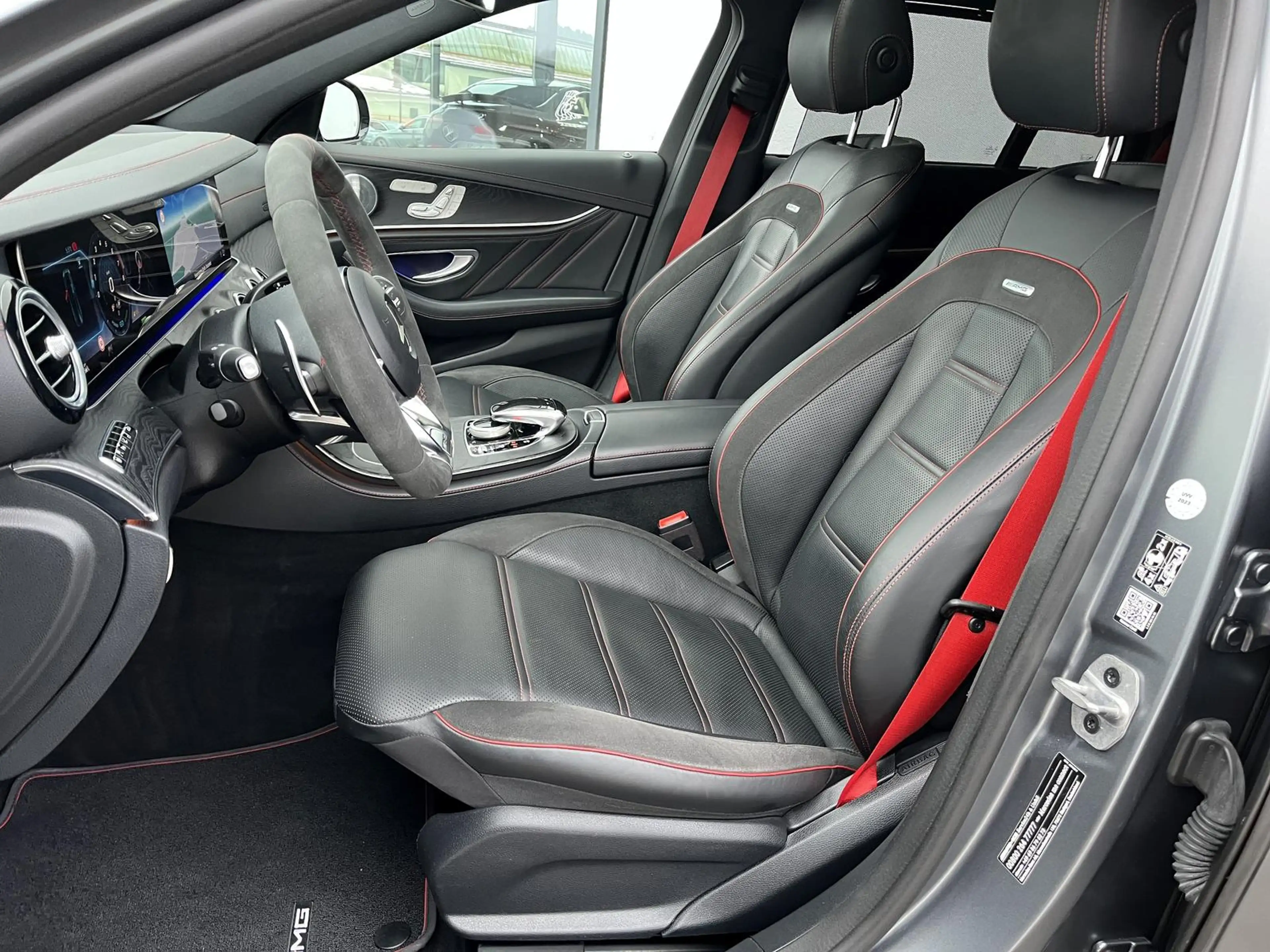 Mercedes-Benz E 53 AMG E 53 T AMG 4Matic+ — photo 15