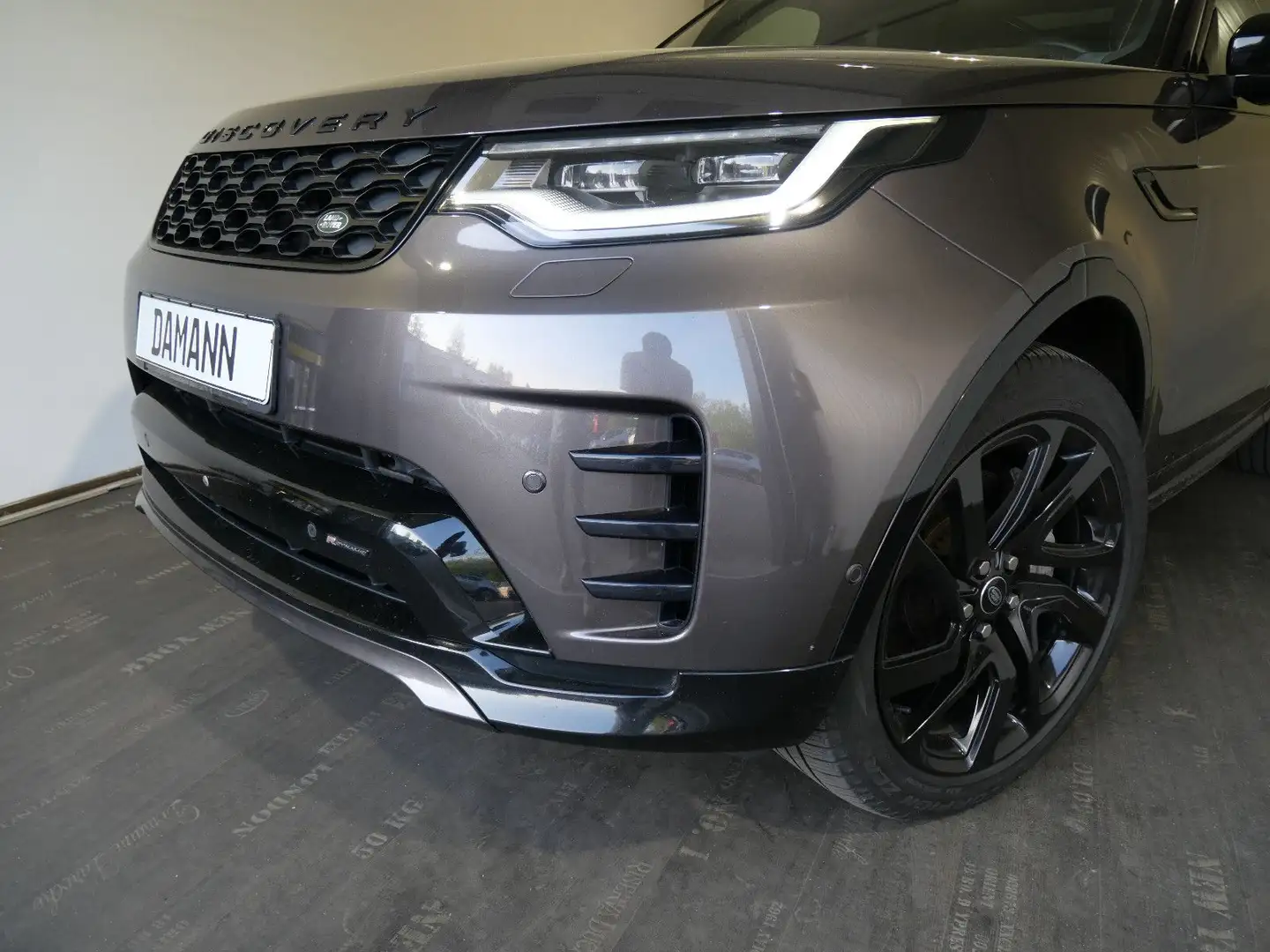 Land Rover Discovery 5 R-Dynamic SE D300 AWD 7. Sitzer (40) Grau - 2