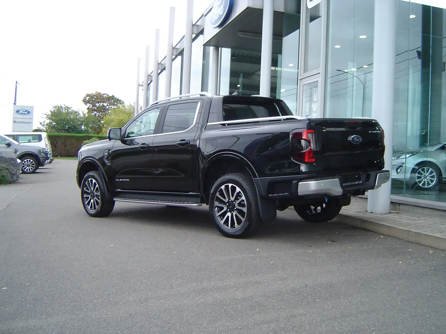 Ford Ranger PLATINUM 3.0D + VOLET ELEC. ... VENDU ... Noir - 2