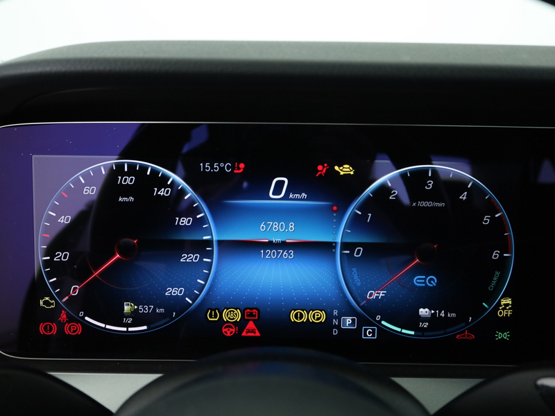 Mercedes-Benz E 300 de 4M *Avantgarde*AHK*HUD*PTS*Kamera*Navi* — photo 12