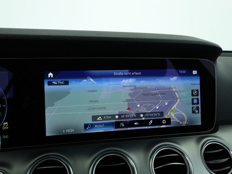 Mercedes-Benz E 300 de 4M *Avantgarde*AHK*HUD*PTS*Kamera*Navi* — photo 13