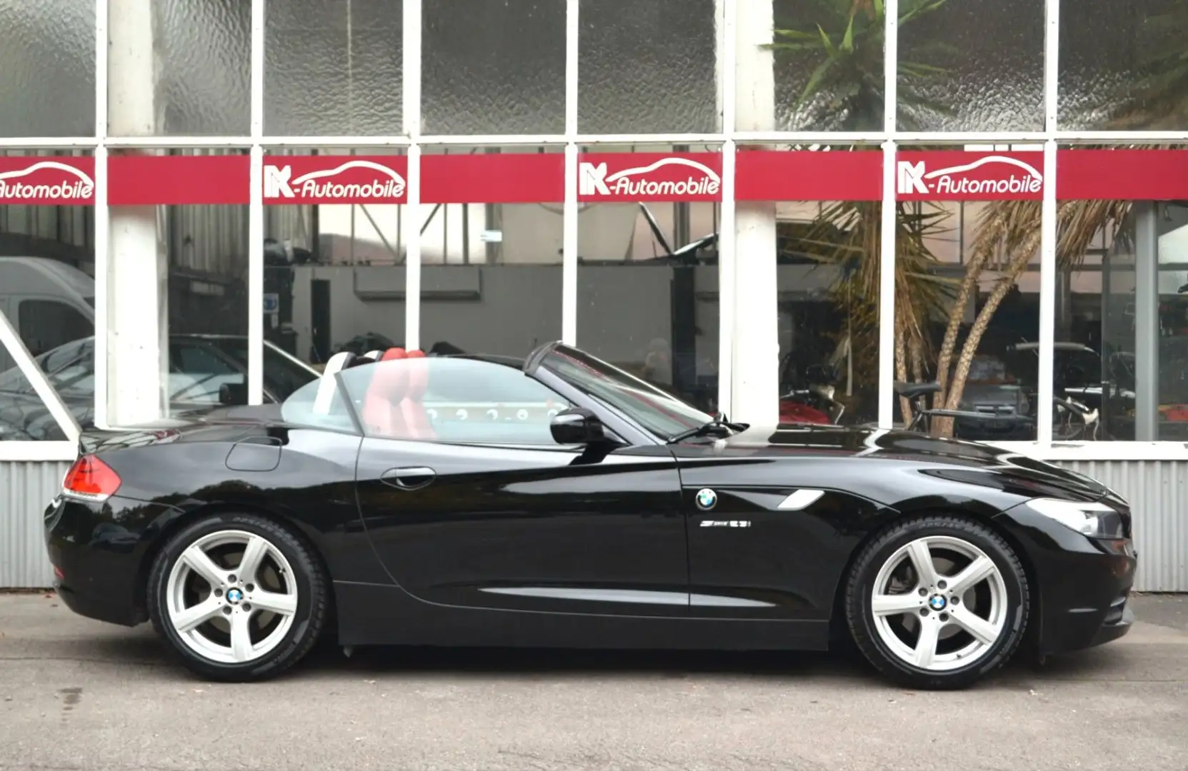 BMW Z4 sDrive23i Autom./Leder/Xenon/2.Hd./s.gepflegt Schwarz - 2