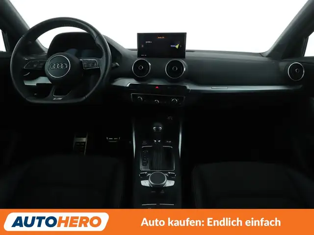 Audi Q2 view 12