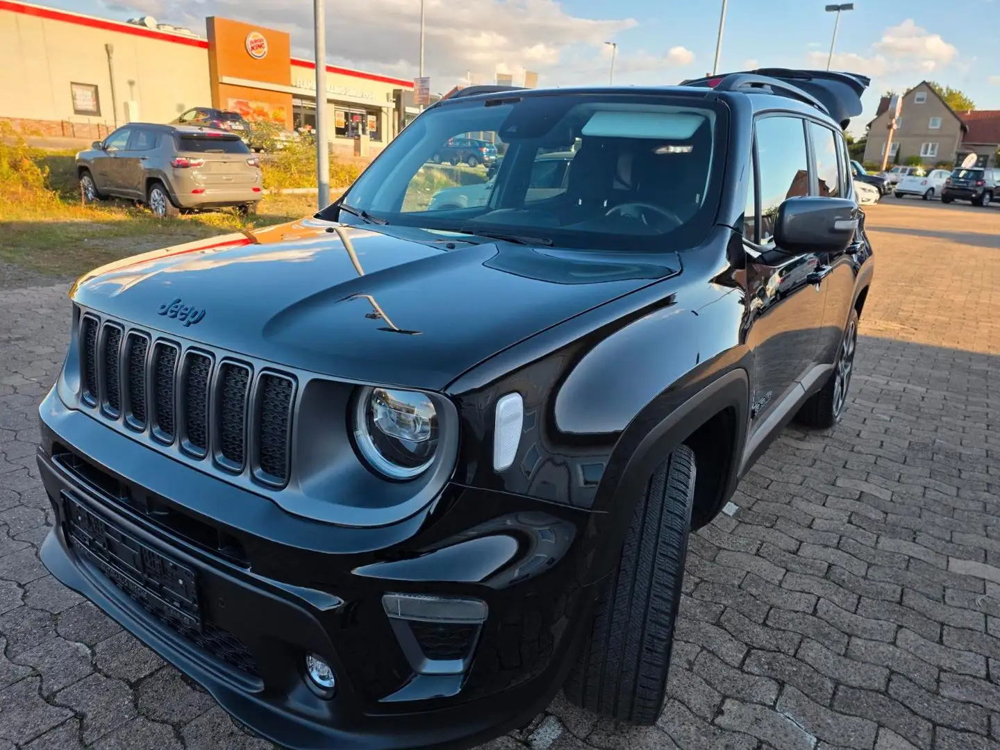 Jeep Renegade S  *ACC, SHZ, LHZ, Navi, LED, Kam* Noir - 1