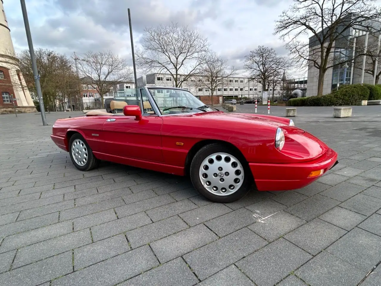 Alfa Romeo Spider 2.0, foto 2