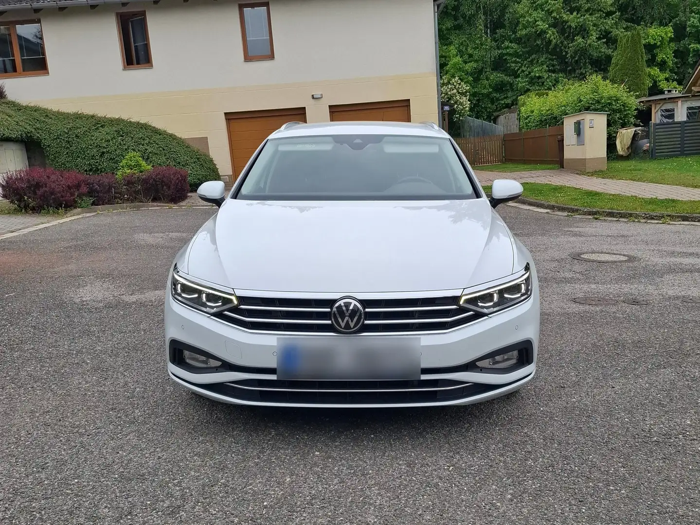 Volkswagen Passat Variant 2.0 TDI DSG 200pk 4x4 Business matrix harmankardon Wit - 1