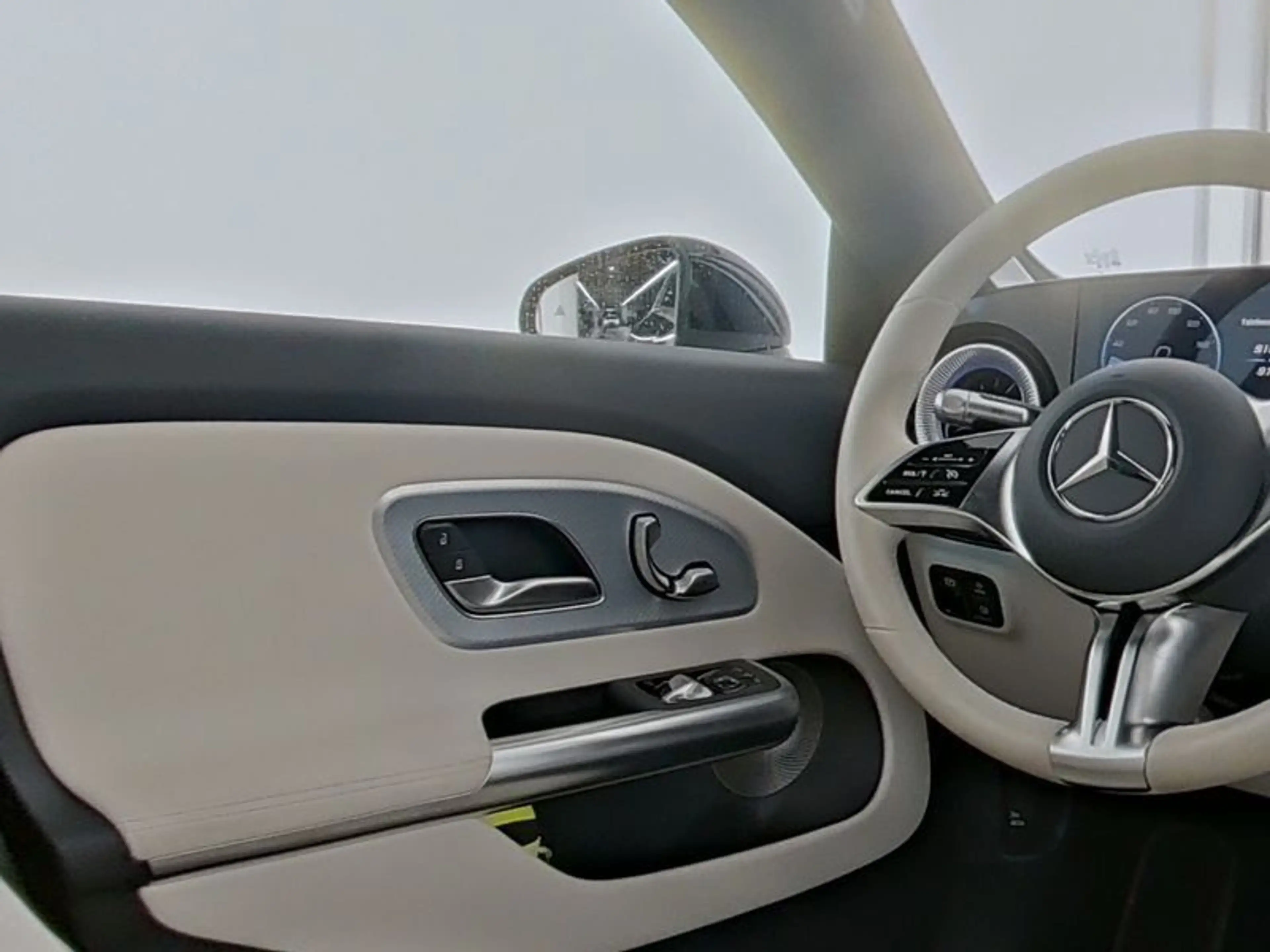 Mercedes-Benz CLA 250 + EQ PROGRESSIVE PREMIUM+ 360° AHK MEMORY — photo 5
