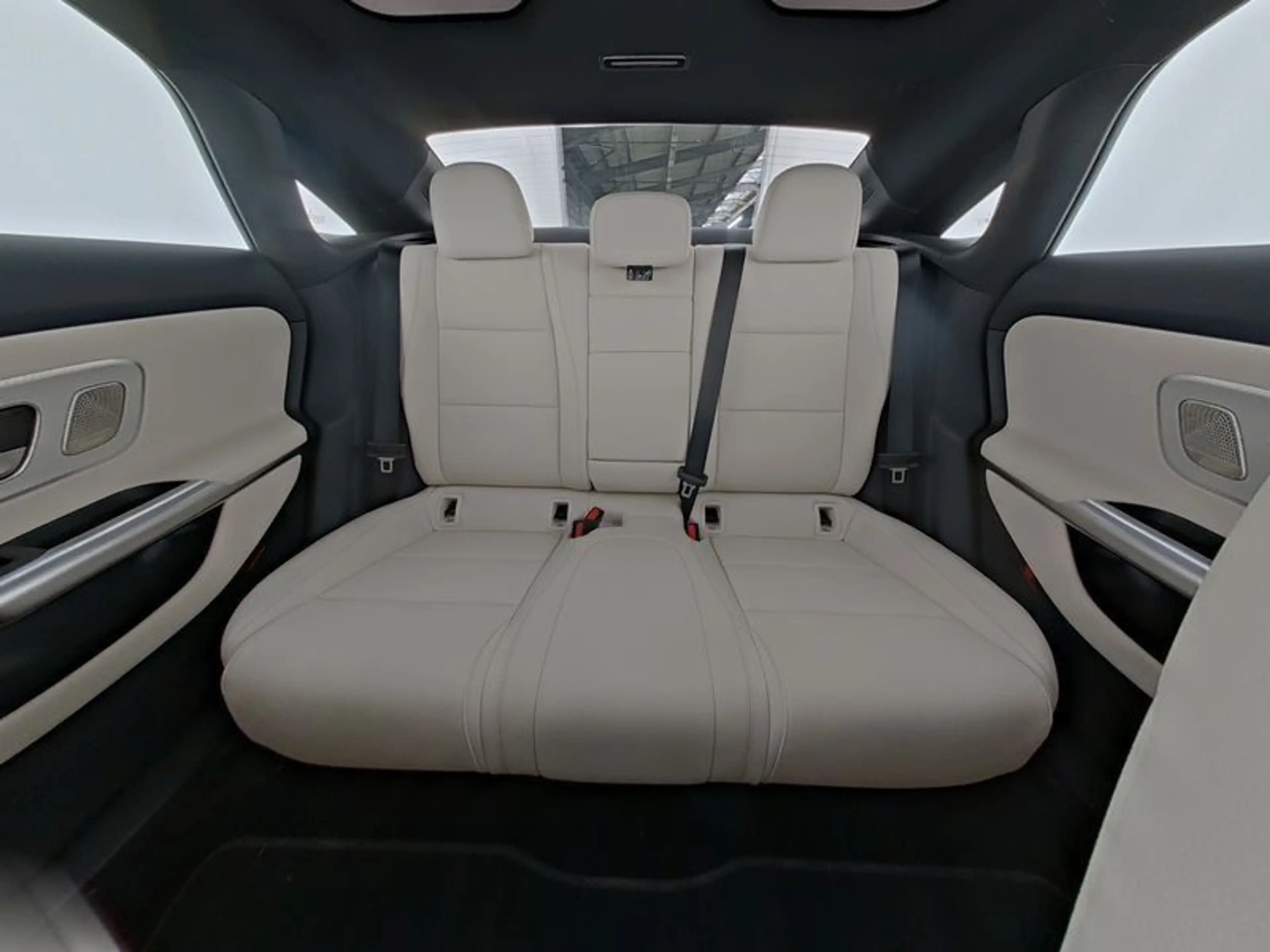 Mercedes-Benz CLA 250 + EQ PROGRESSIVE PREMIUM+ 360° AHK MEMORY — photo 9
