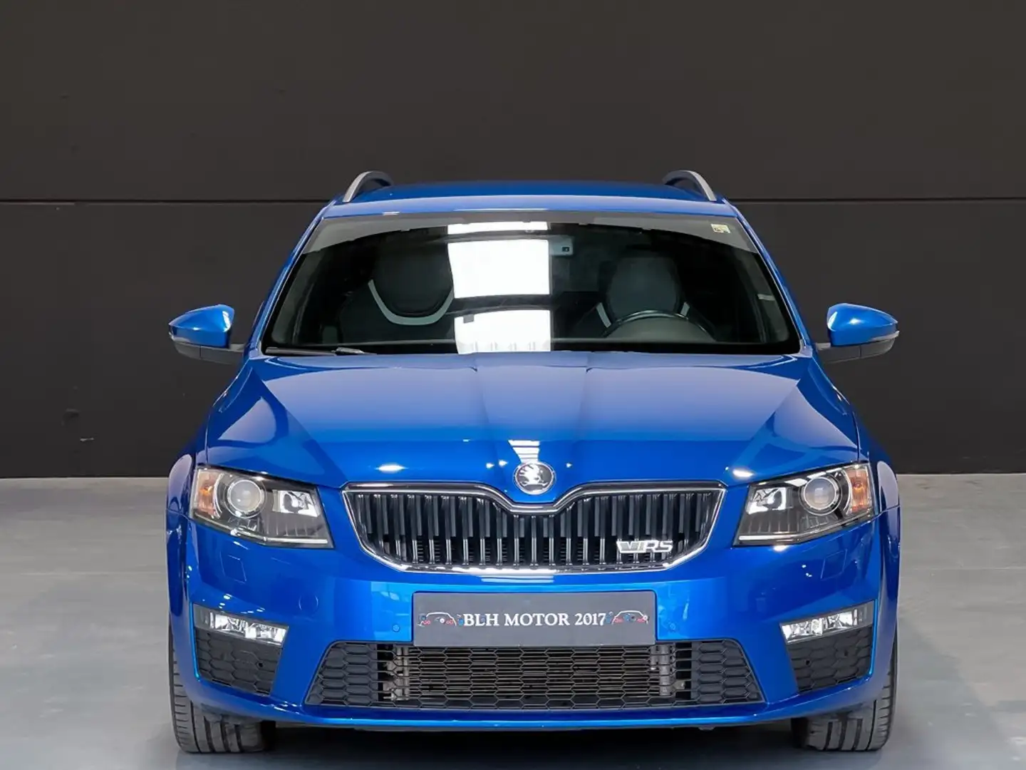 Skoda Octavia Combi 2.0 TSI RS Azul - 2