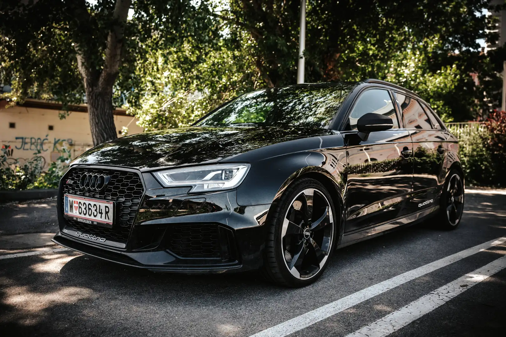 Audi RS3 RS3 SB 2,5 TFSI quattro S-tronic Schwarz - 1