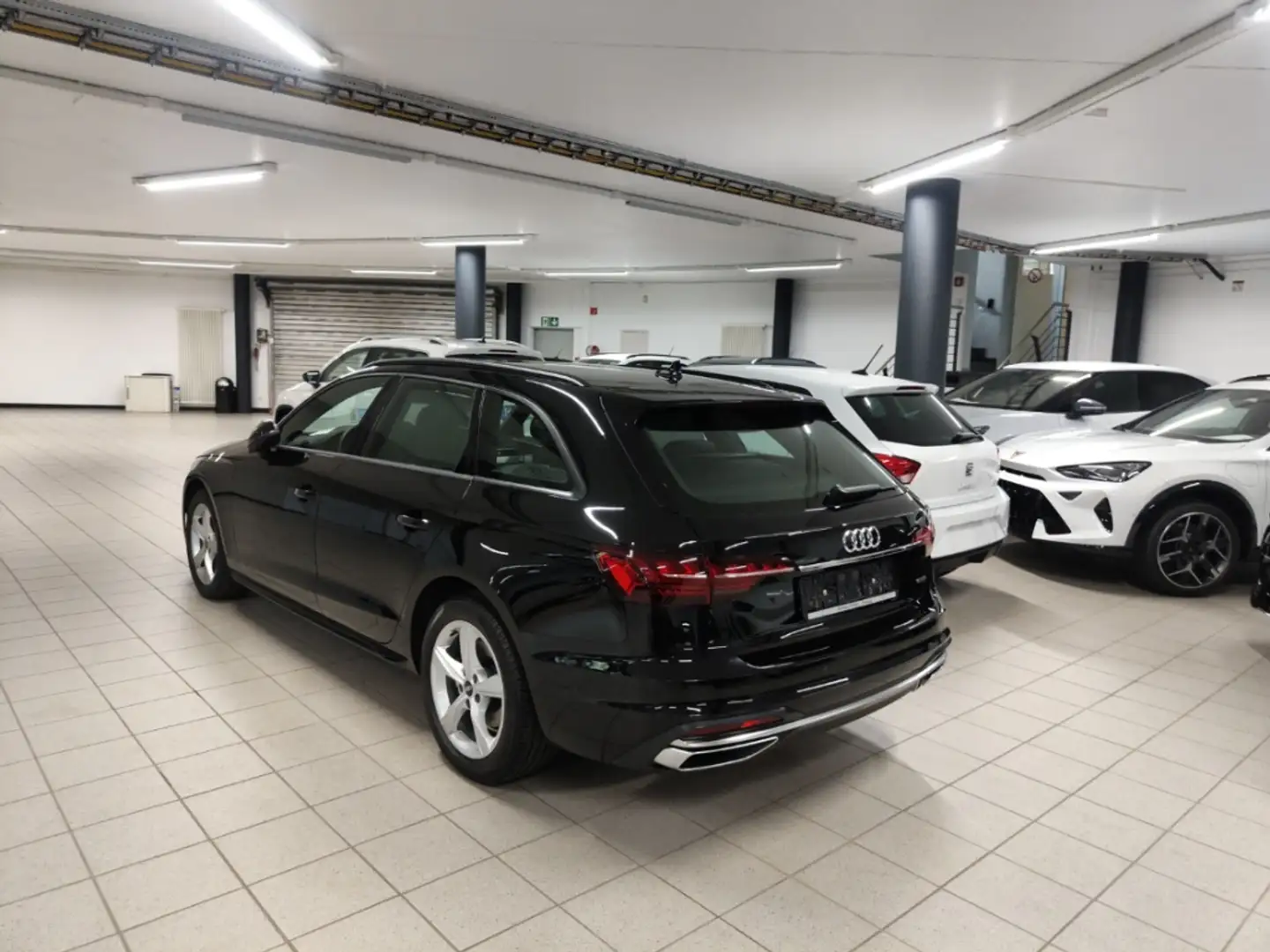 Audi A4 40 TFSI quattro Navi Leder Digitales Cockpit LED E Schwarz - 2