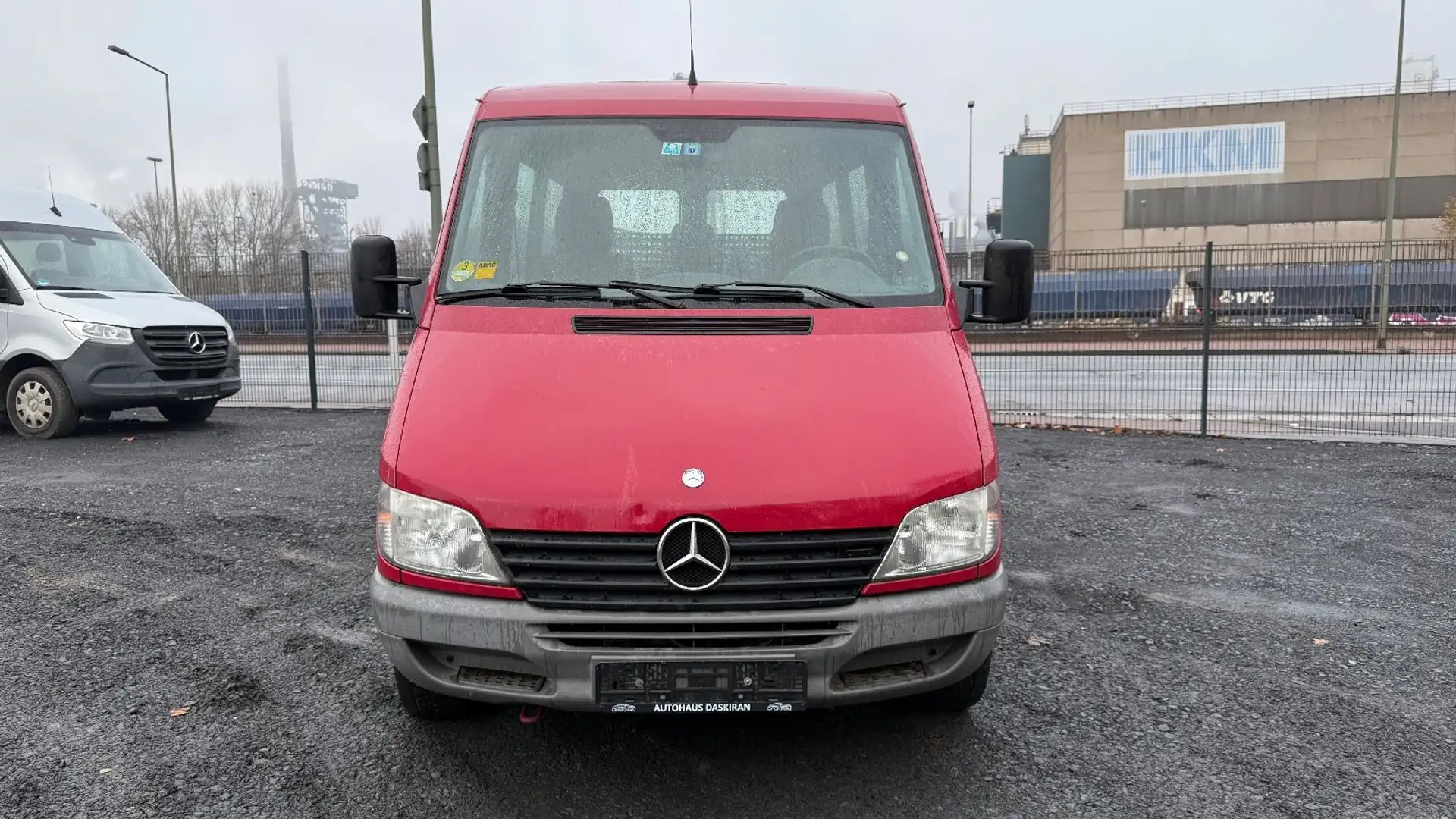 Mercedes-Benz Sprinter Kombi 213 CDI S-Dach AHK AUT Bhgr Rampe Rojo - 2