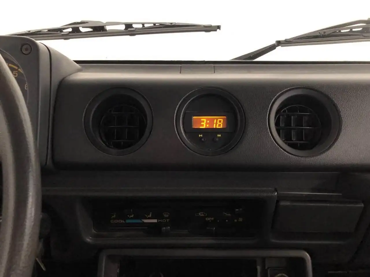 Suzuki SJ 410 SJ 413 VX De Luxe berlina, foto 12
