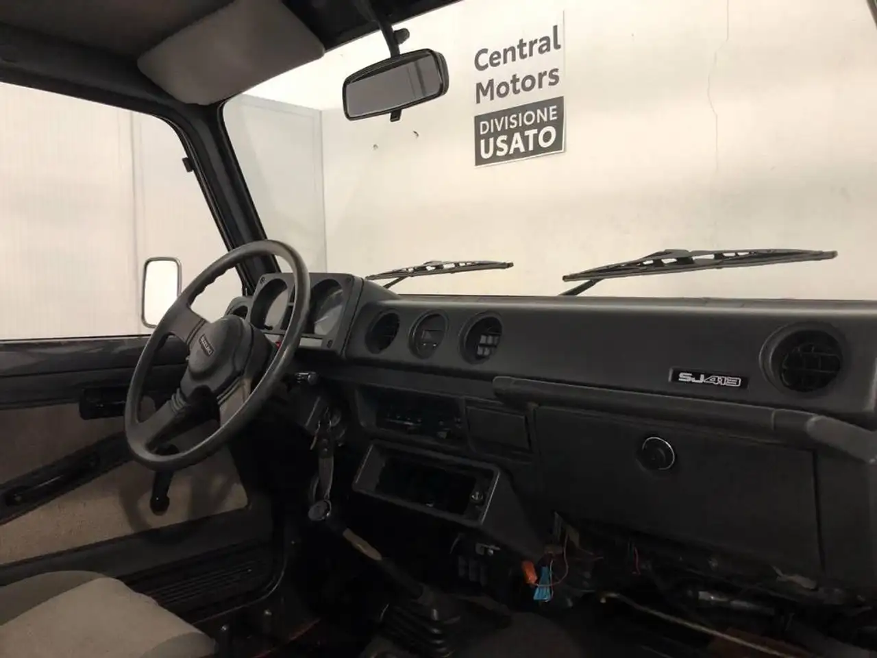 Suzuki SJ 410 SJ 413 VX De Luxe berlina, foto 8