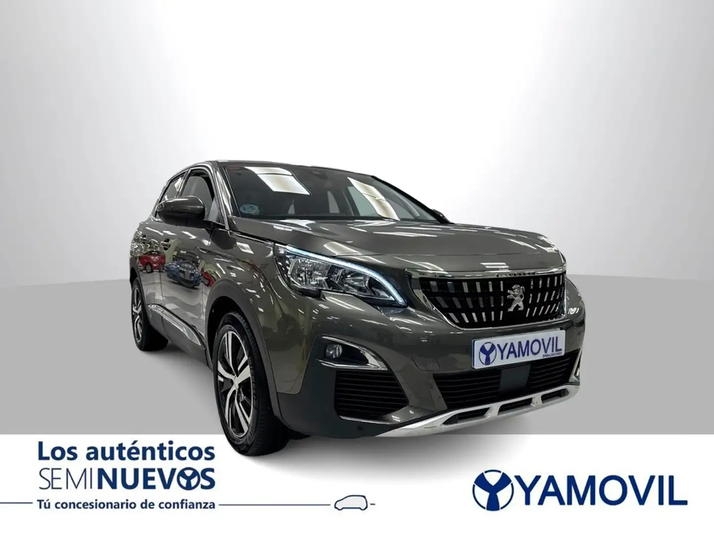 Peugeot 3008 1.2 S&S PureTech Allure 130 Gris - 2