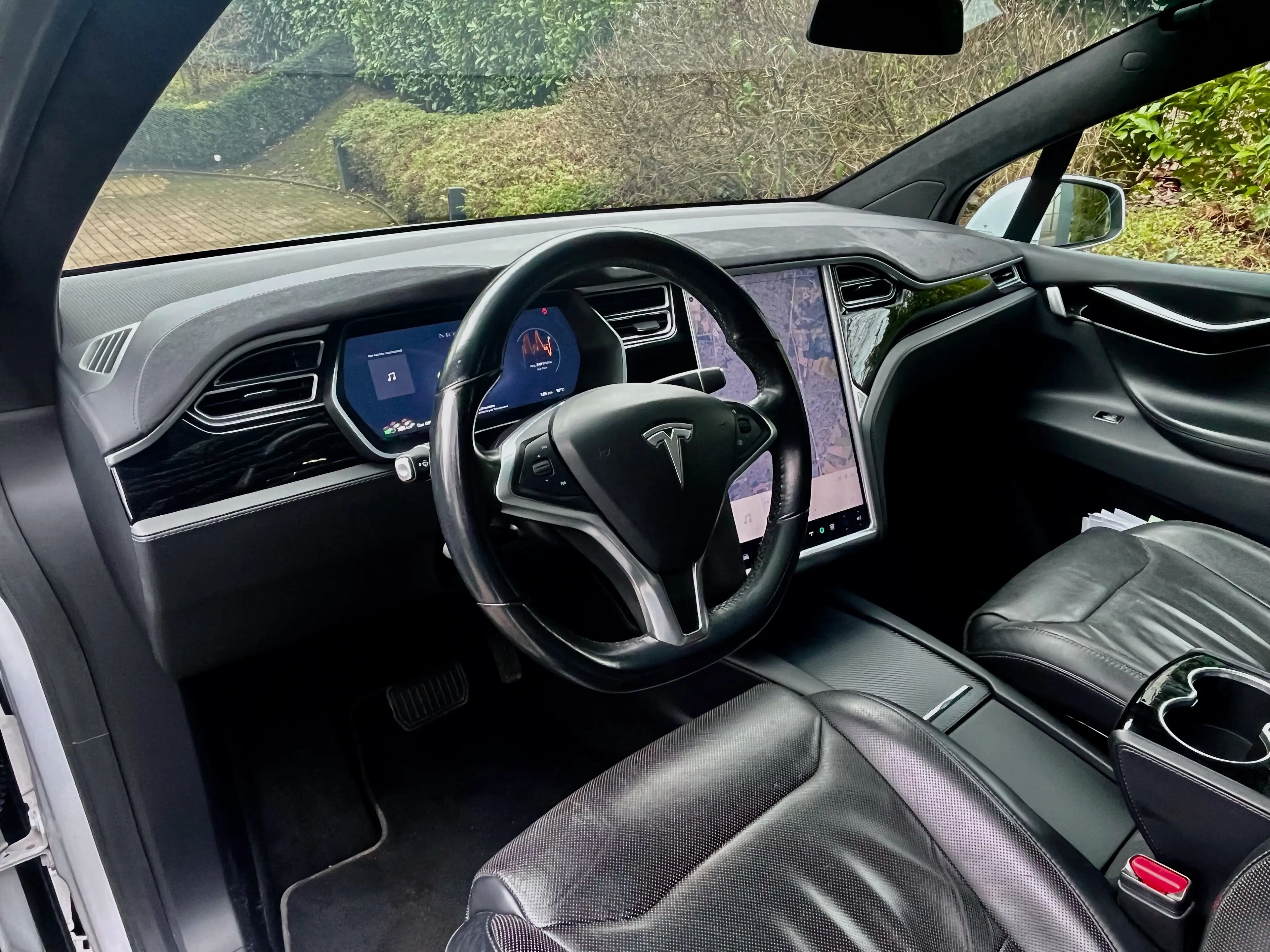 Tesla Model X Model X 90D kWh PERFORMANCE Dual Motor — photo 13