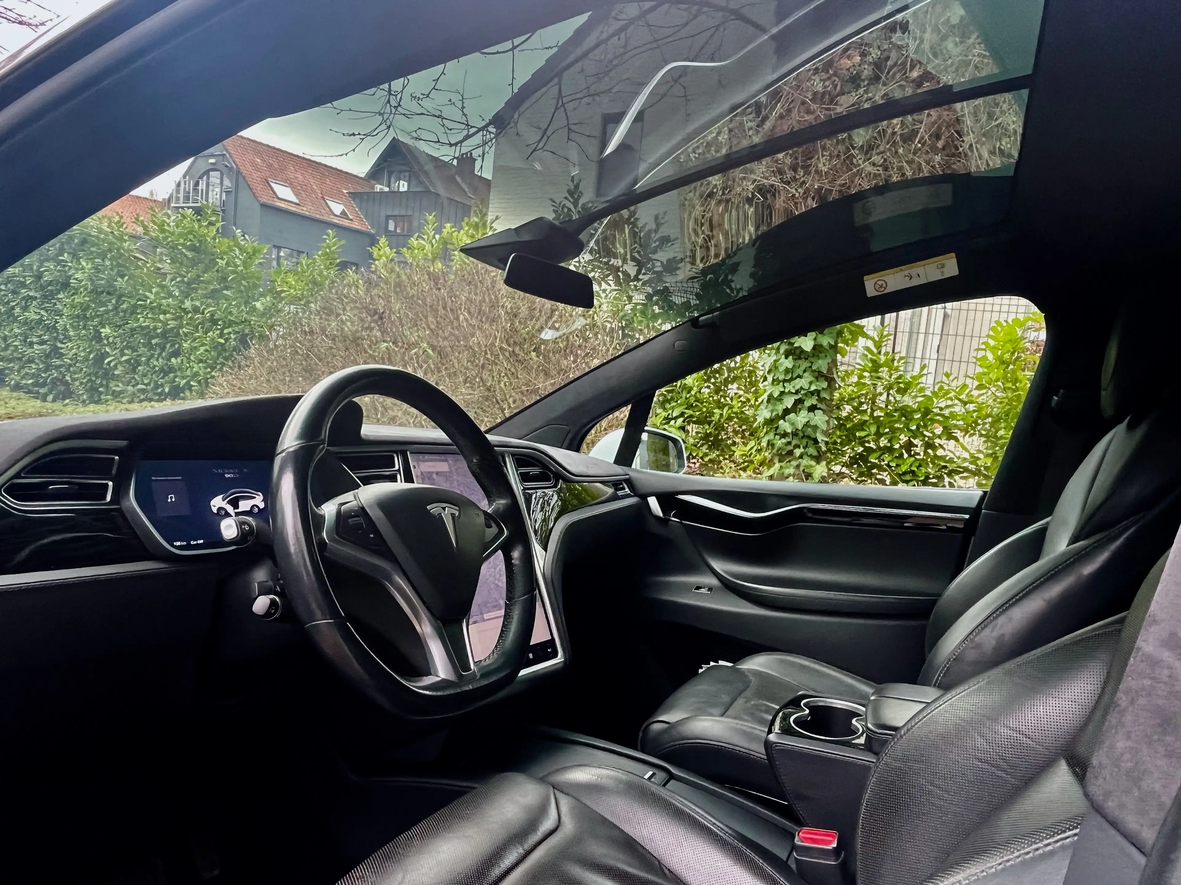 Tesla Model X Model X 90D kWh PERFORMANCE Dual Motor — photo 14