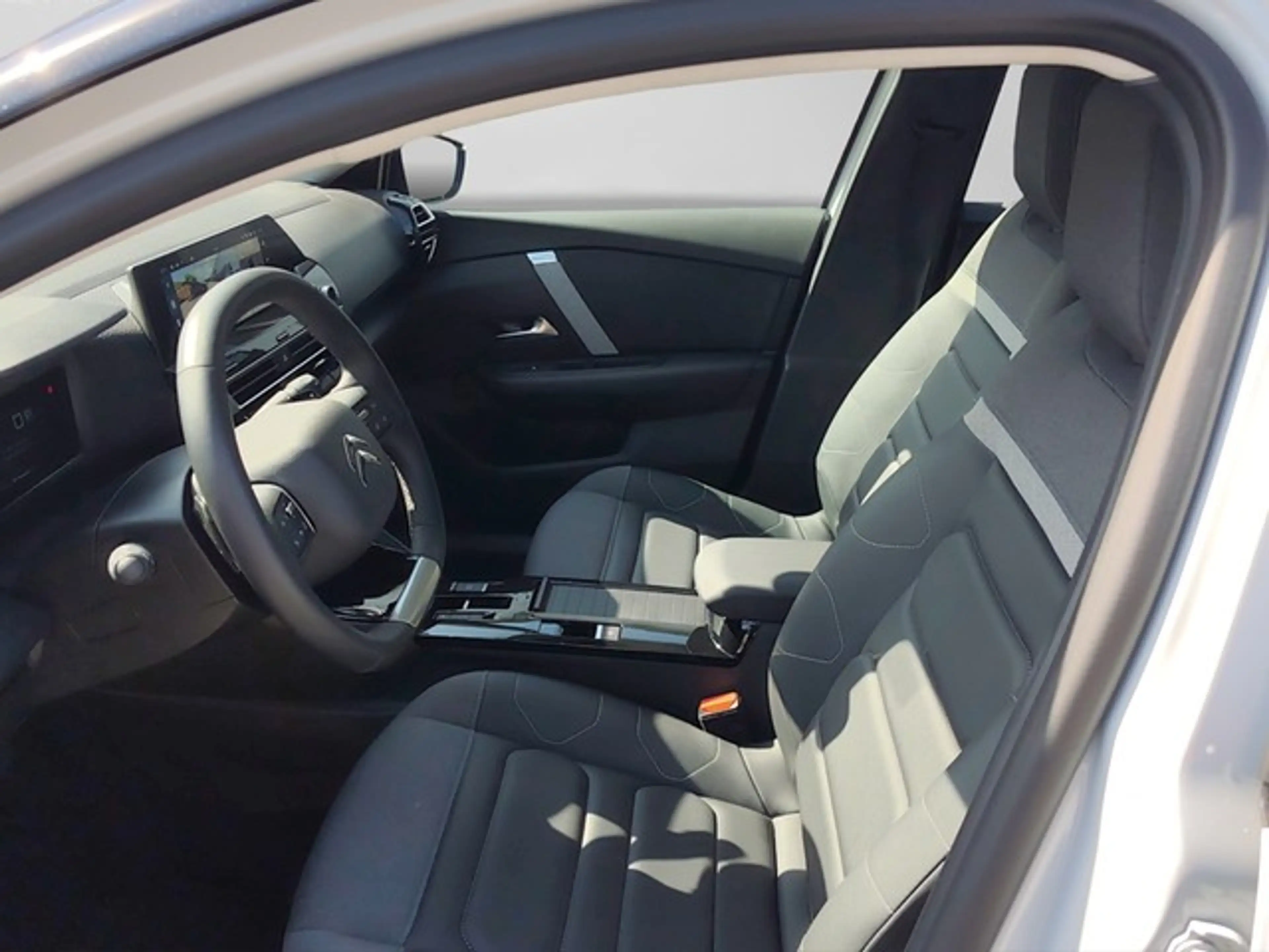 Citroen C4 Lim. Max EAT8 ALLWETTER NAVI PDC KAMERA SHZ Max — photo 8