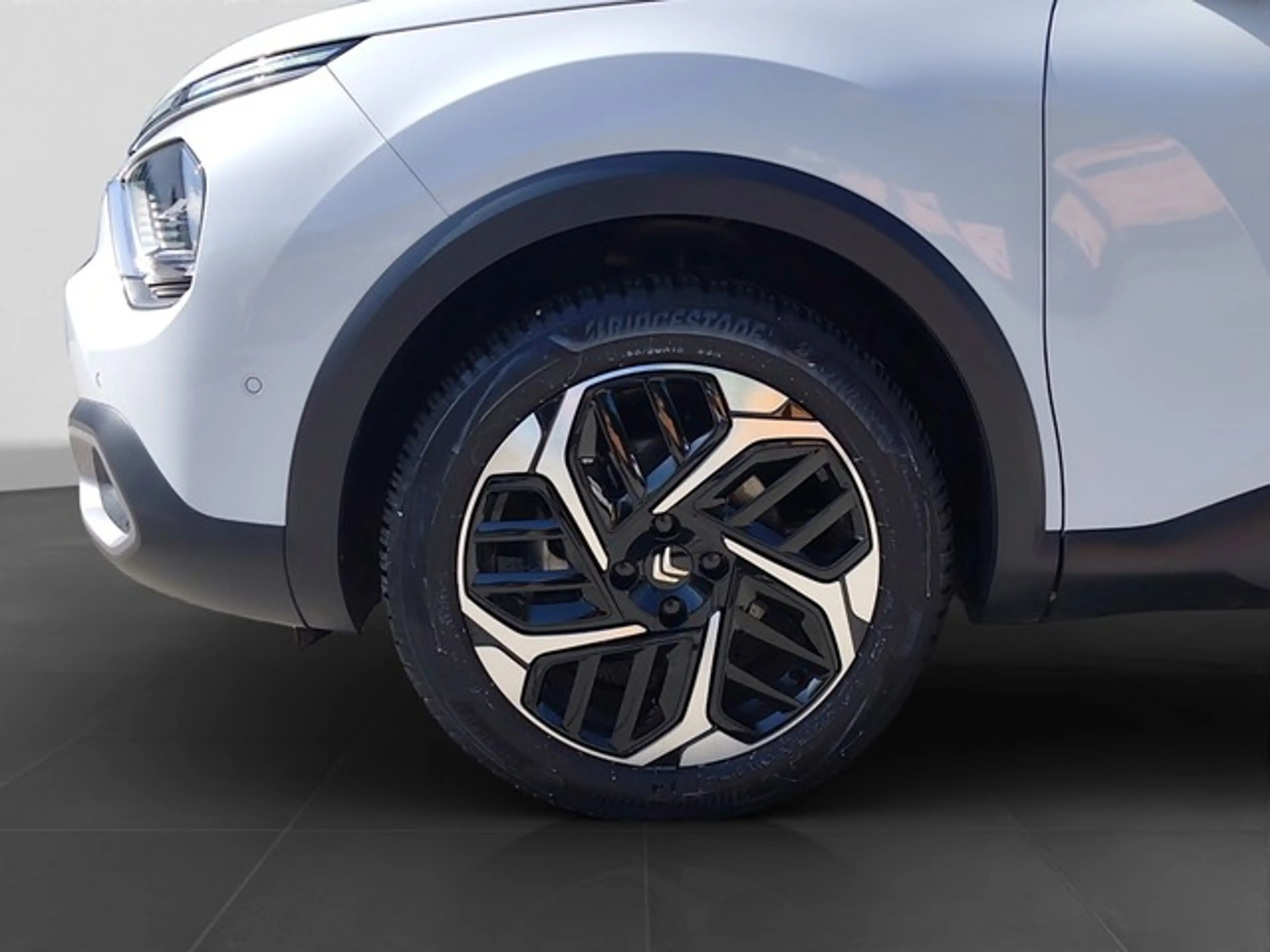 Citroen C4 Lim. Max EAT8 ALLWETTER NAVI PDC KAMERA SHZ Max — photo 7