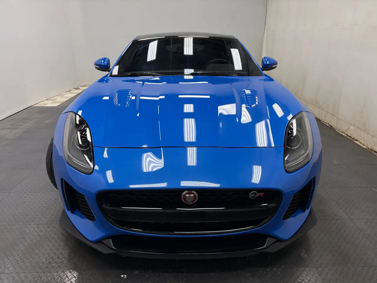 Jaguar F-Type снимка Jaguar F-Type