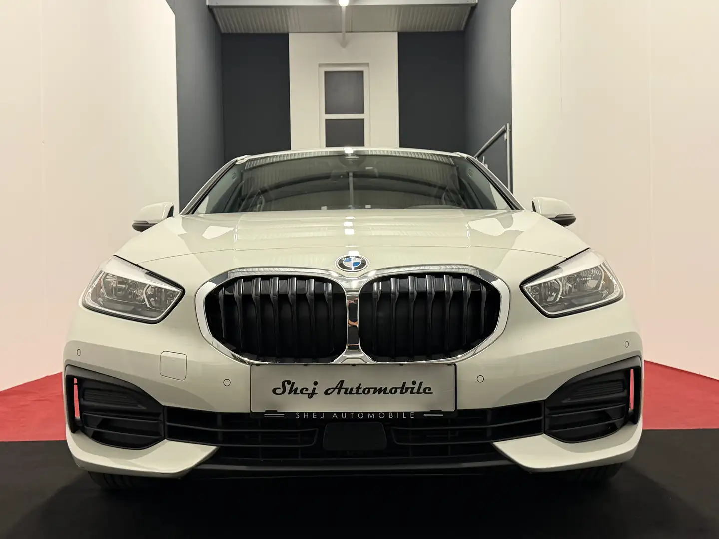 BMW 118 118 d Advantage*Virtual*150 PS* Weiß - 2