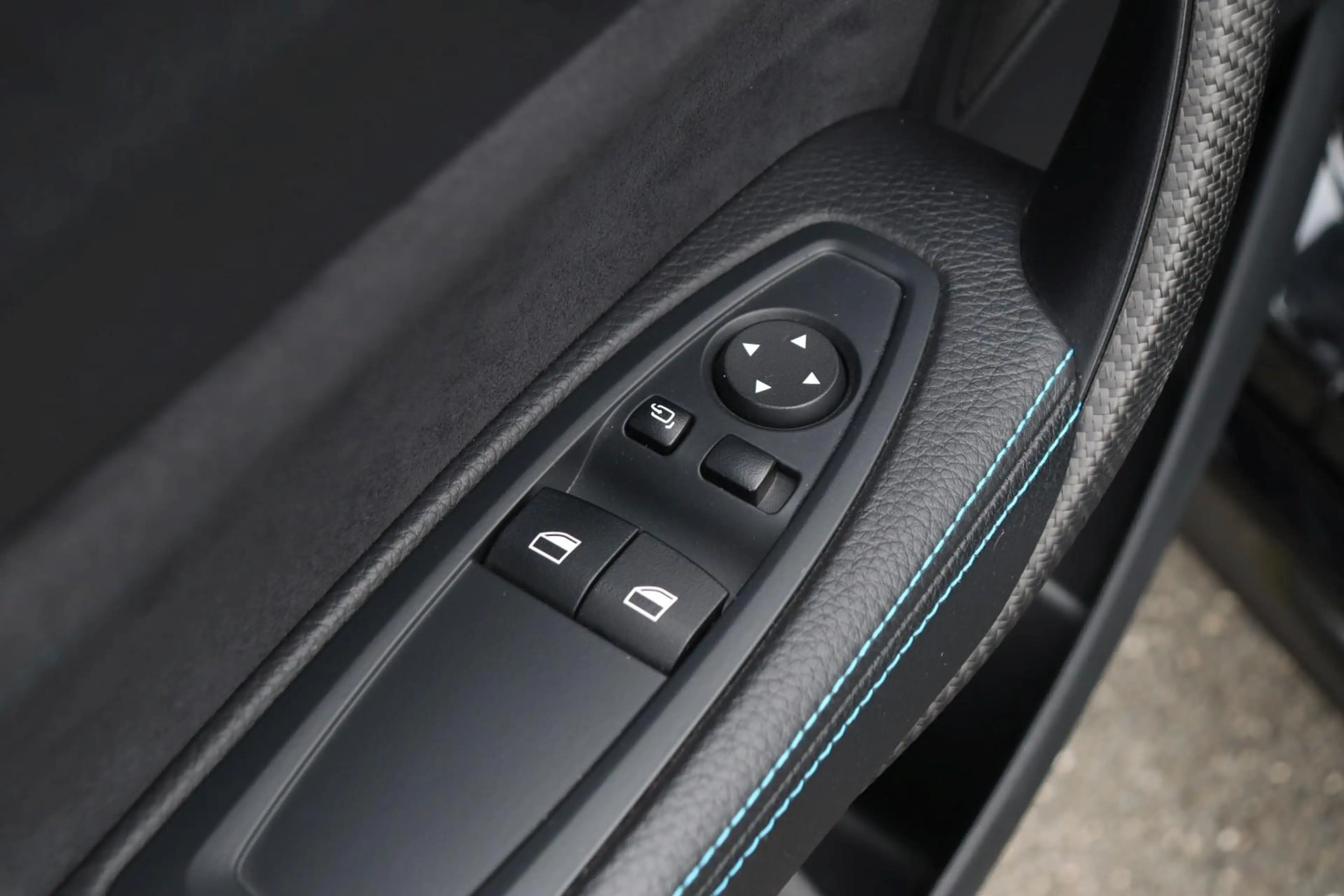 BMW M2 Coupé F87 +DEUTSCH+UNFALLFREI+HARMAN-KARDON++ — photo 30