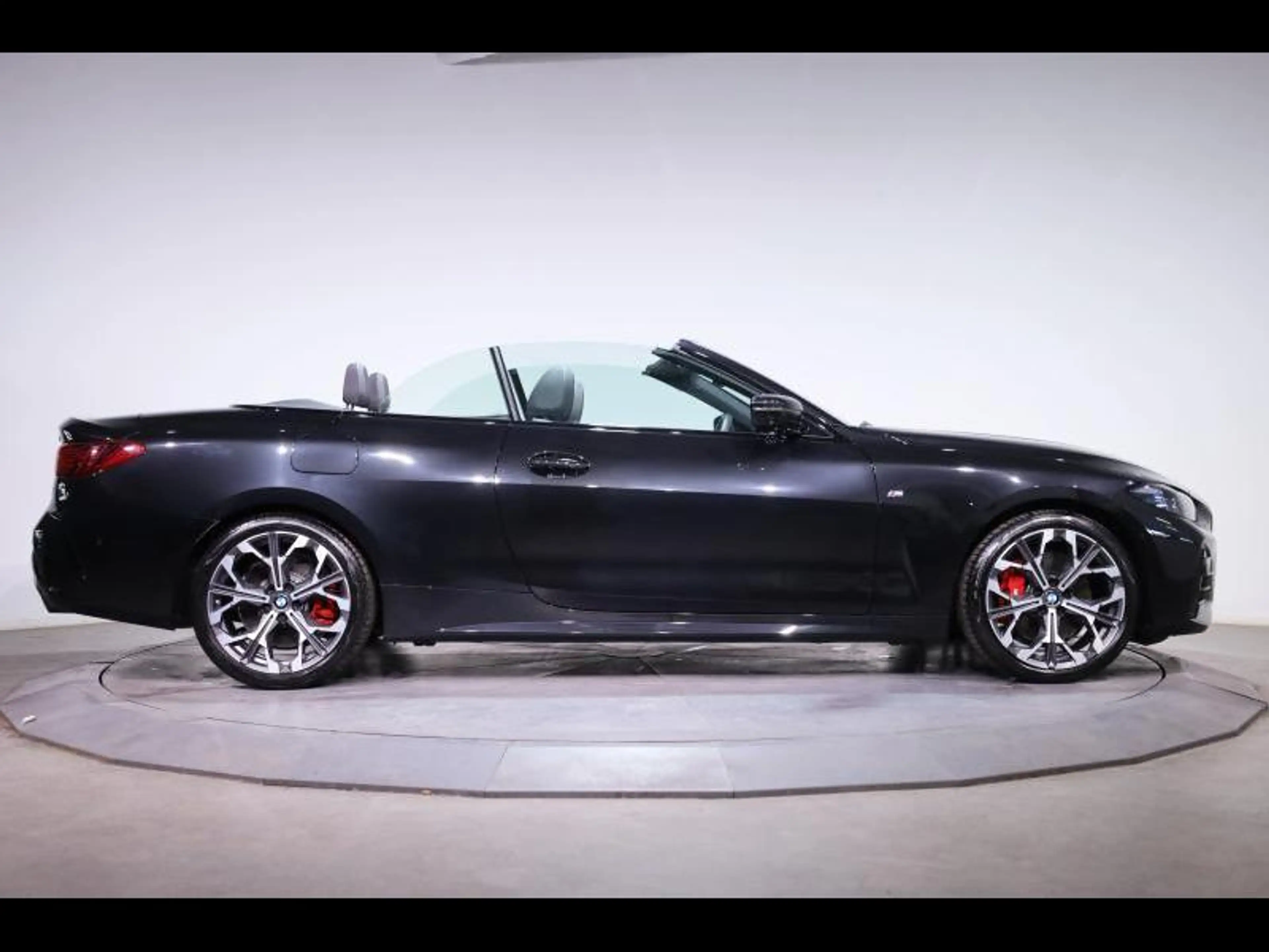 BMW 420 i Cabrio Kit M Sport — photo 3