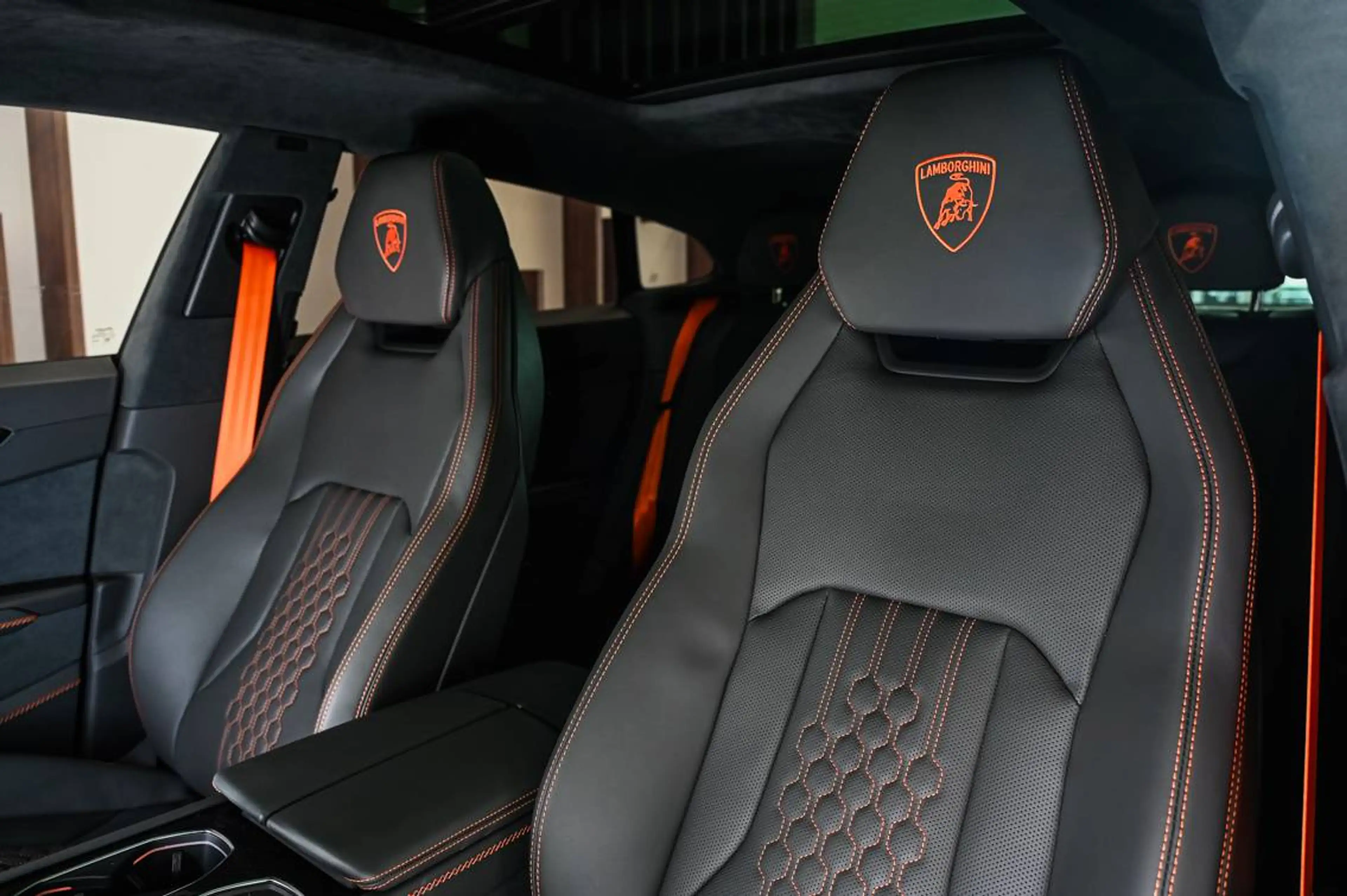 Lamborghini Urus Urus SE PHEV 4.0 BiTurbo V8 — photo 10