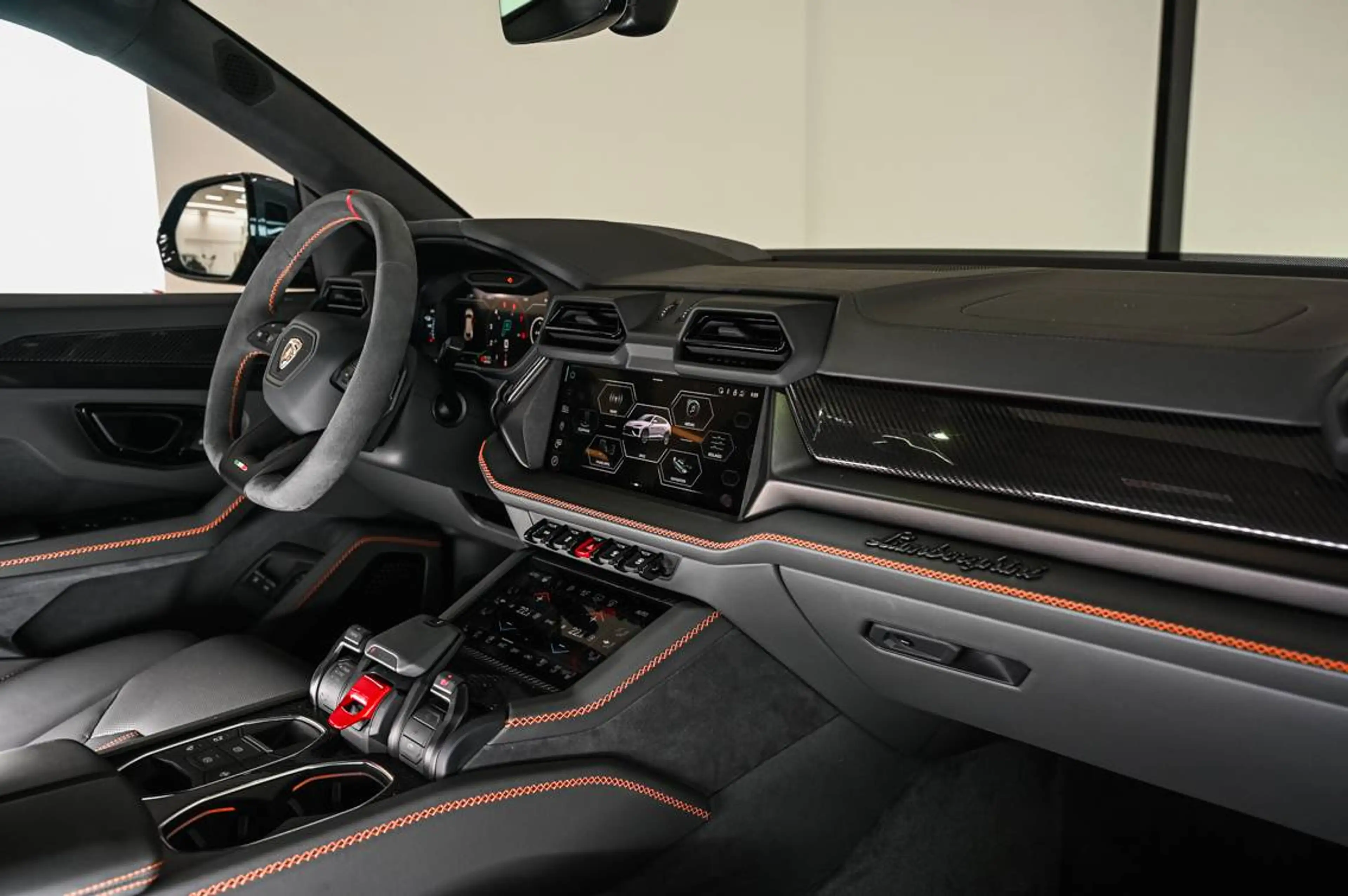Lamborghini Urus Urus SE PHEV 4.0 BiTurbo V8 — photo 6