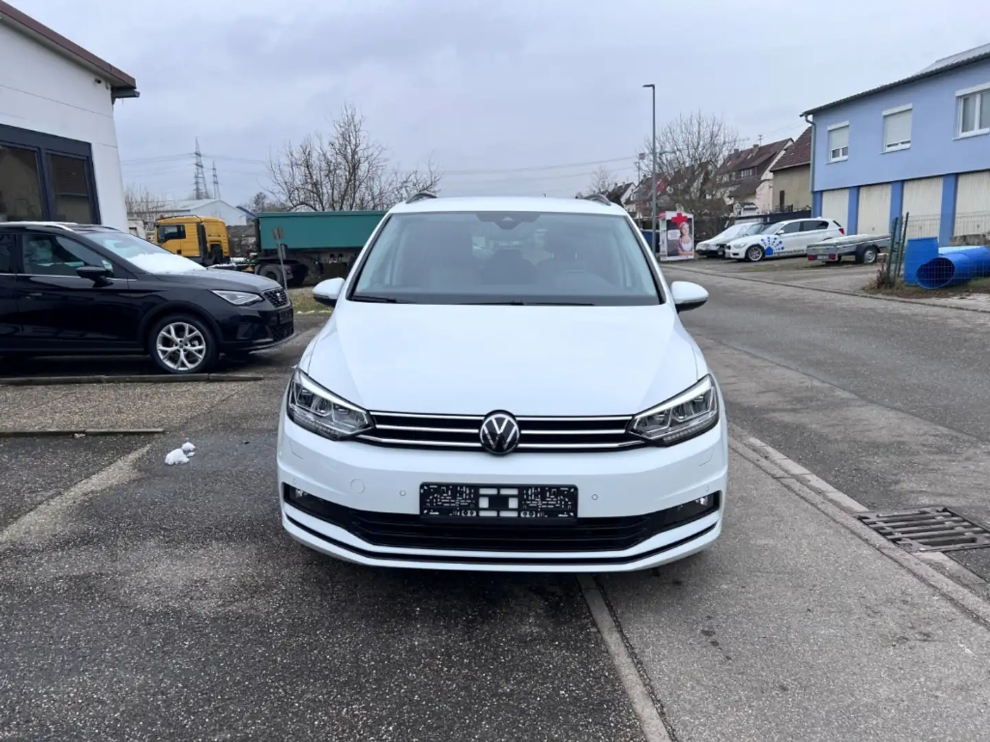 Volkswagen Touran 1.5TSI DSG 7S AHK LED NAVI StHZ RFK ACC DYN Blanc - 2