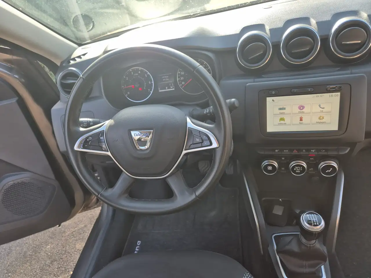 Dacia Duster — photo 8