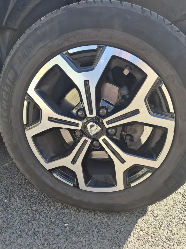 Dacia Duster — photo 10