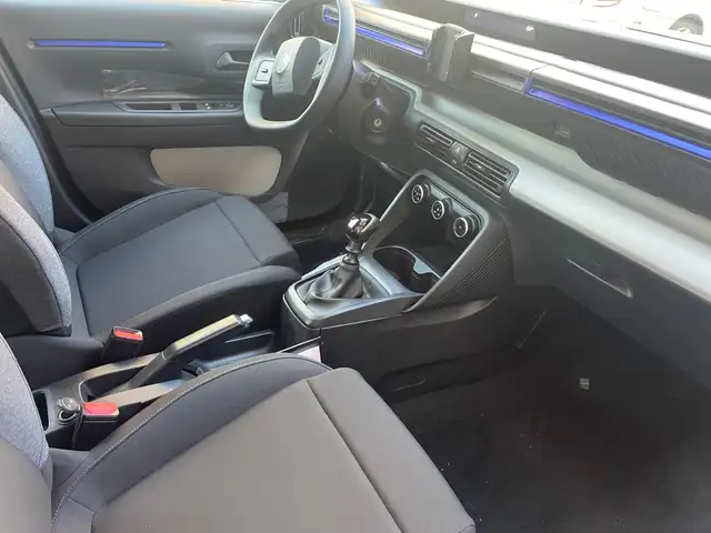 Citroen C3 view 12