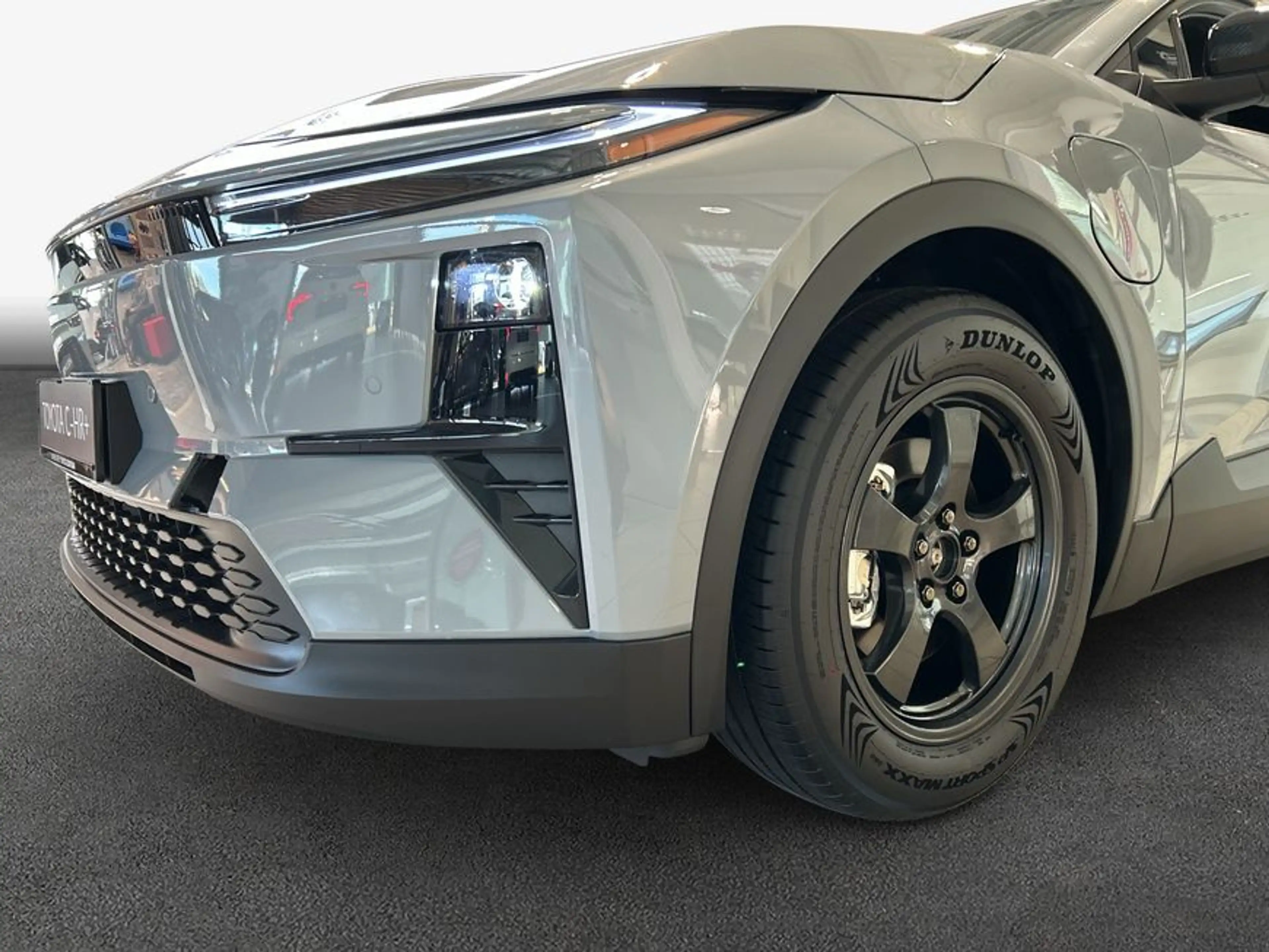Toyota C-HR+ + 77kWh Teamplayer 224PS — photo 7