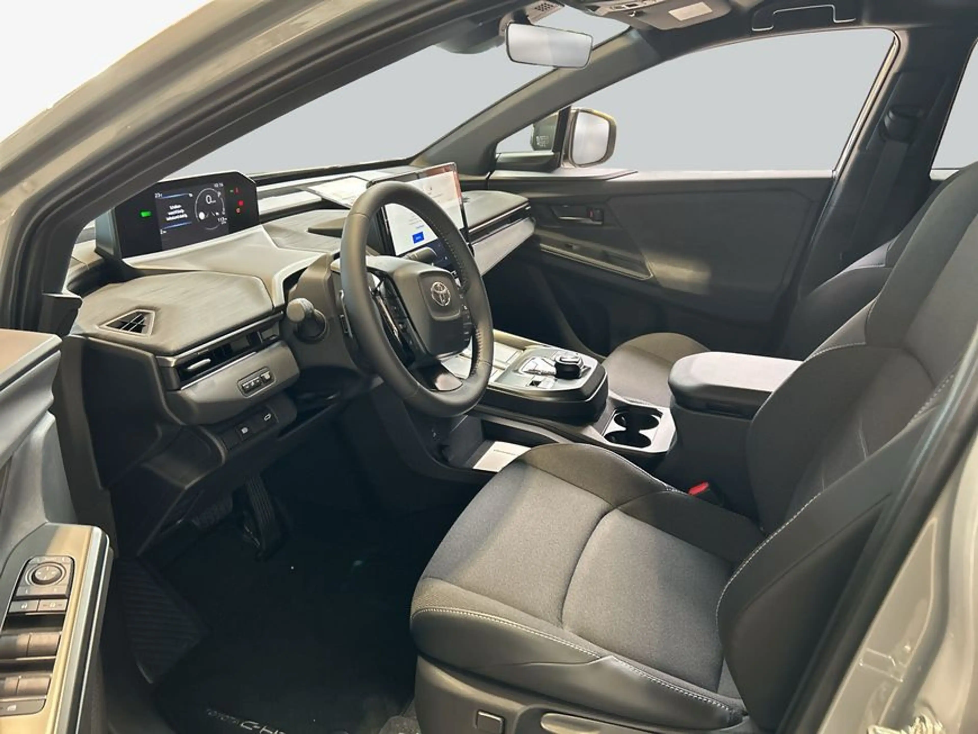 Toyota C-HR+ + 77kWh Teamplayer 224PS — photo 10