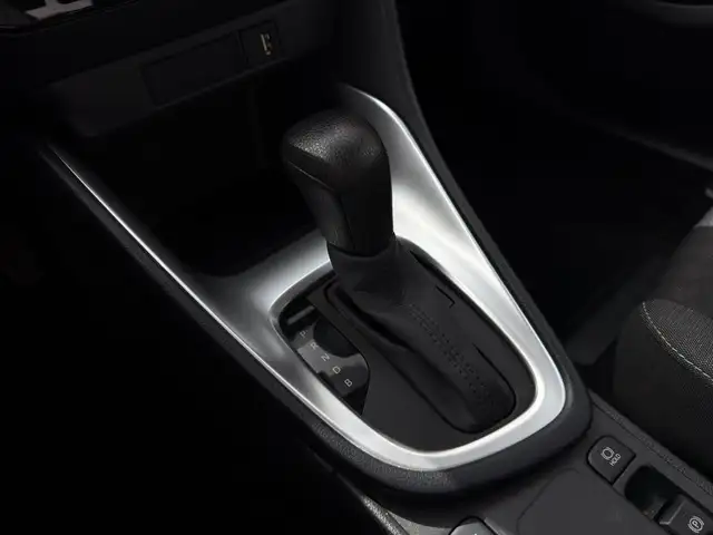 Toyota Yaris view 9