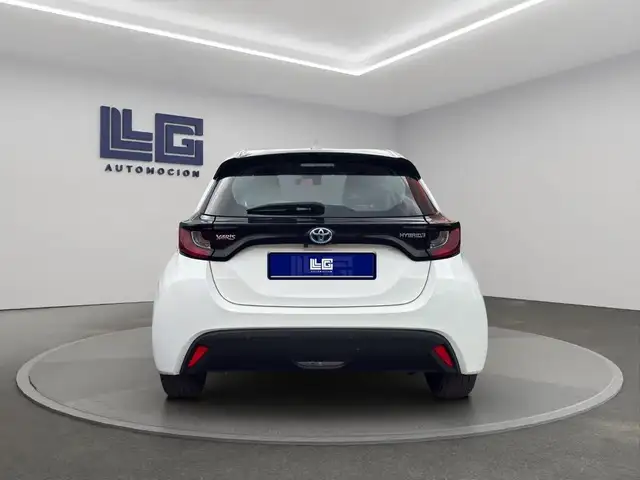 Toyota Yaris view 6