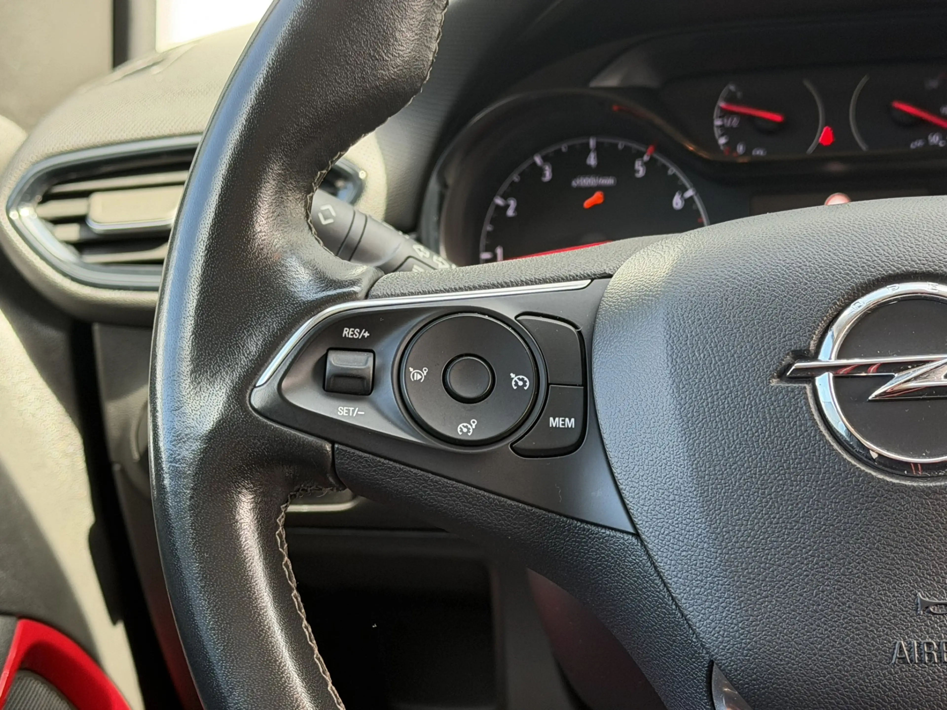 Opel Crossland 1.2 Turbo GS Line | Camera | Cruise control | Appl — photo 17