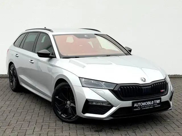 Skoda Octavia view 3