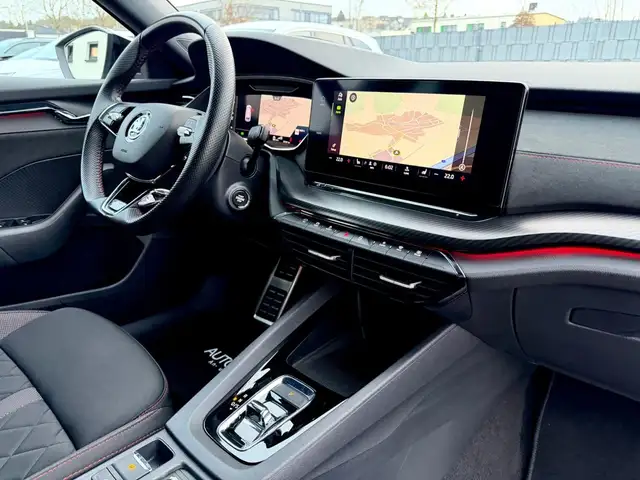 Skoda Octavia view 12