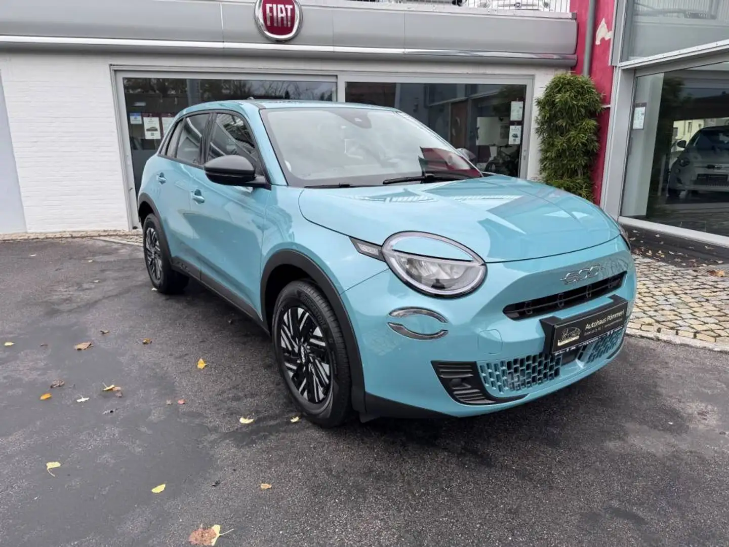Fiat 600 Hybrid 125-Jahre-Edition 100 kW (136 PS) Blu/Azzurro - 2