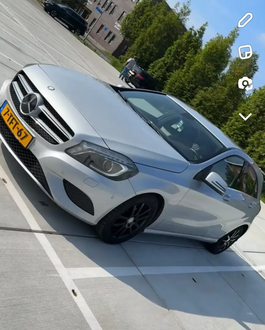 Mercedes-Benz A 180 Amg Look Grijs - 1