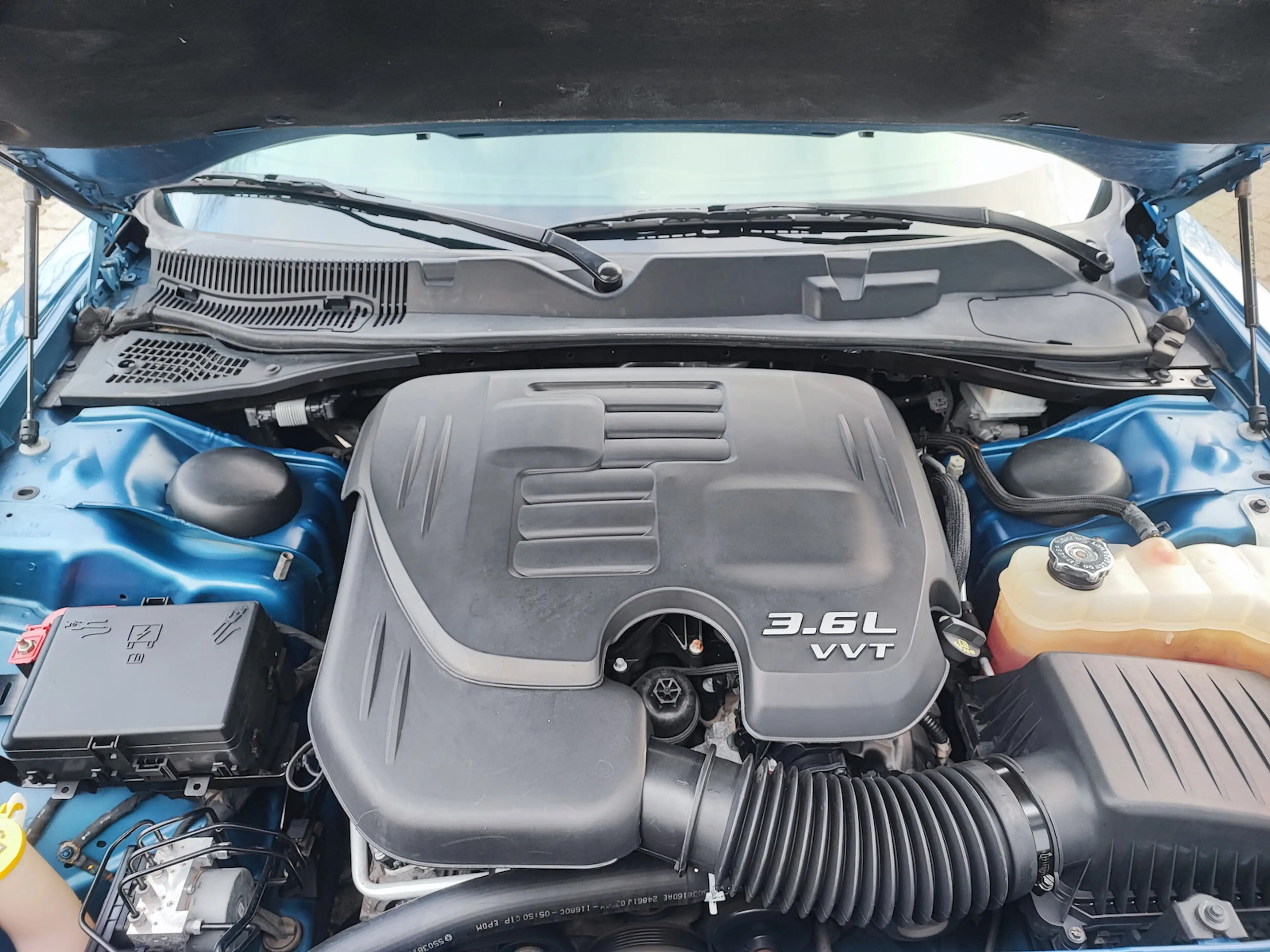 Dodge Challenger SXT Blacktop 3.6 V6*KAMERA*TEMPO*20´´* — photo 35
