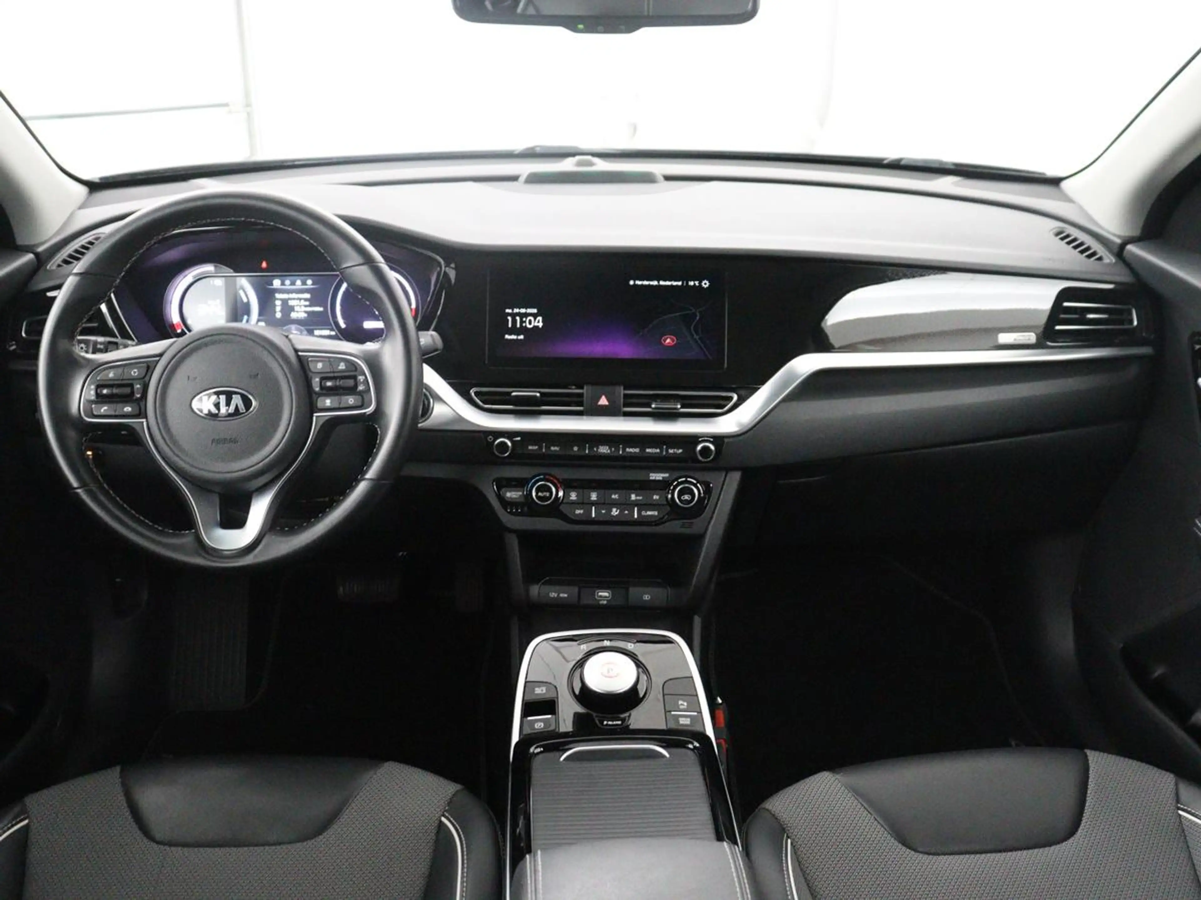 Kia e-Niro ComfortLine 64 kWh | SOH 93,9% | Half leder | Adap — photo 7
