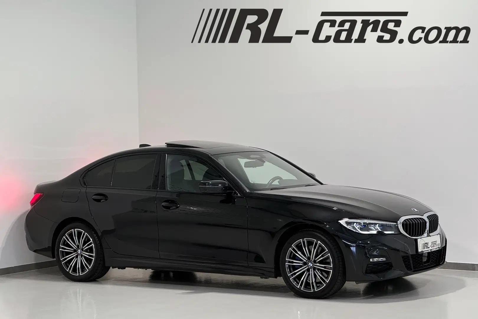 BMW 330 e G20 Aut/M-Sport/CockpitPRO/Schiebedach/360*Grad Schwarz - 1